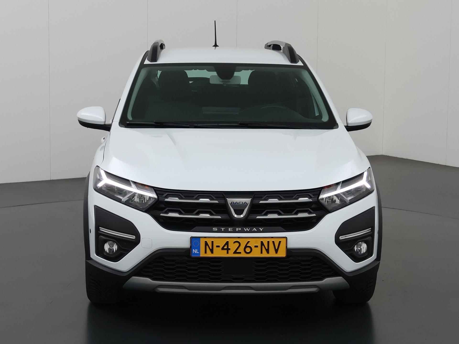 Dacia Sandero Stepway 1.0 TCe 100 Bi-Fuel Comfort | Navigatie | Bluetooth | Climate Control | Cruise Control | Trekhaak | - 4/41