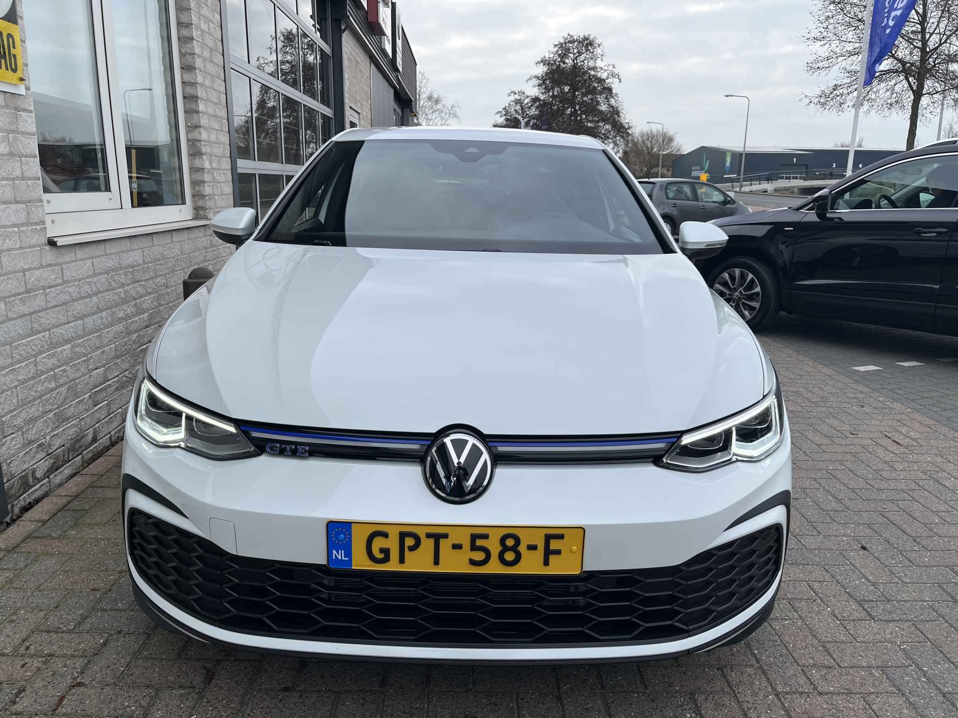 Volkswagen Golf 1.4 eHybrid GTE / AUTOMAAT/ LEDER/ MEMORY SEATS/ ACC/ DAB/ NAVI/ APP-CONNECT/ STOELVERWARMING & KOELING/ PARK. SENSOREN + CAMERA/ KEYLESS - 33/41