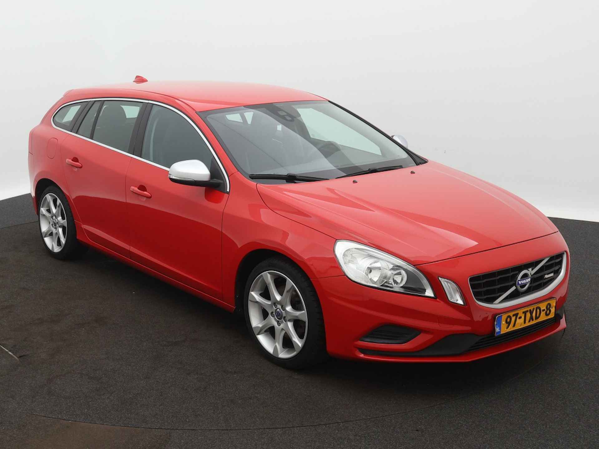 Volvo V60 1.6 T3 R-Design - 7/28