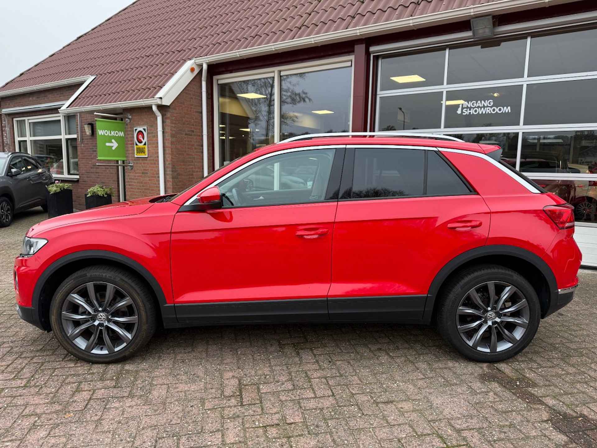 VOLKSWAGEN T-roc 1.0 TSI STYLE 115 PK AIRCO/ECC/NAVIGATIE/VELGEN/ACC/TREKHAAK/ENZ - 6/37