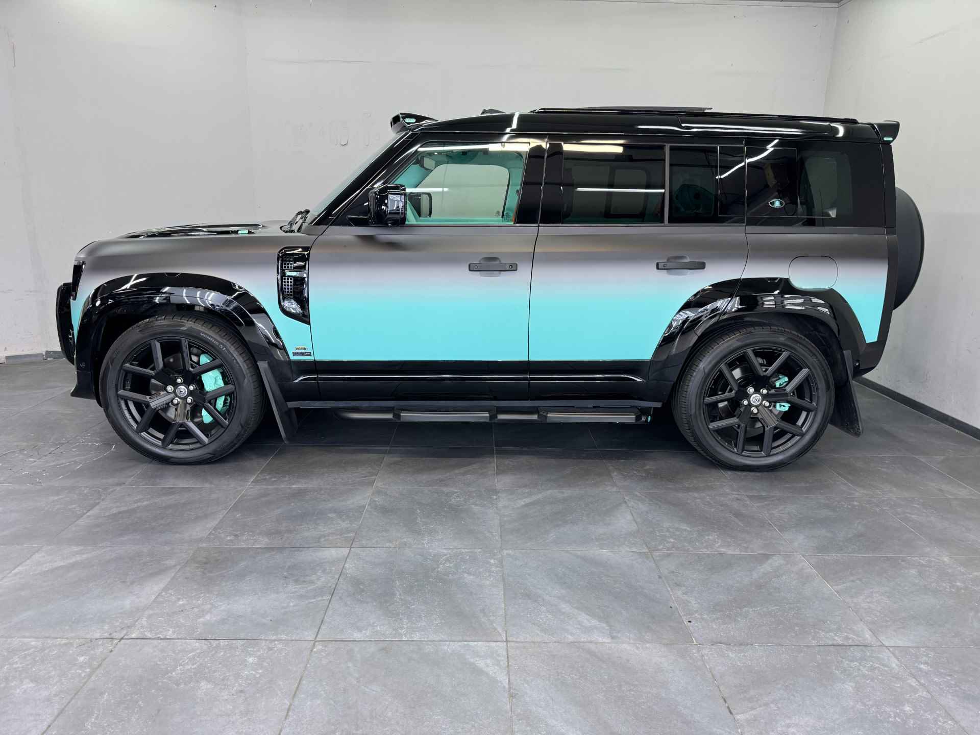 Land Rover Defender 2.0 P400e 110 X✅Customized Signature Car✅UNIEK✅Custom Interieur✅Stoelventilatie✅URBAN✅Meridian✅Panoramadak✅ - 79/108