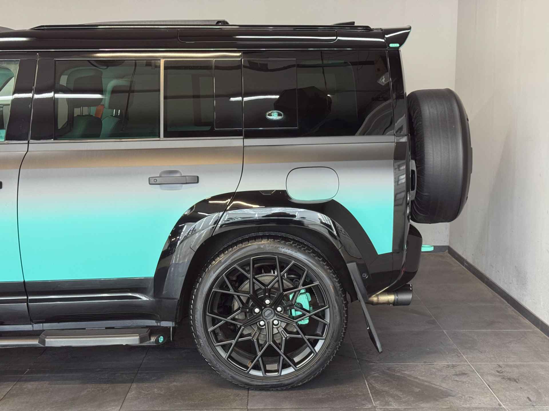 Land Rover Defender 2.0 P400e 110 X✅Customized Signature Car✅UNIEK✅Custom Interieur✅Stoelventilatie✅URBAN✅Meridian✅Panoramadak✅ - 71/88