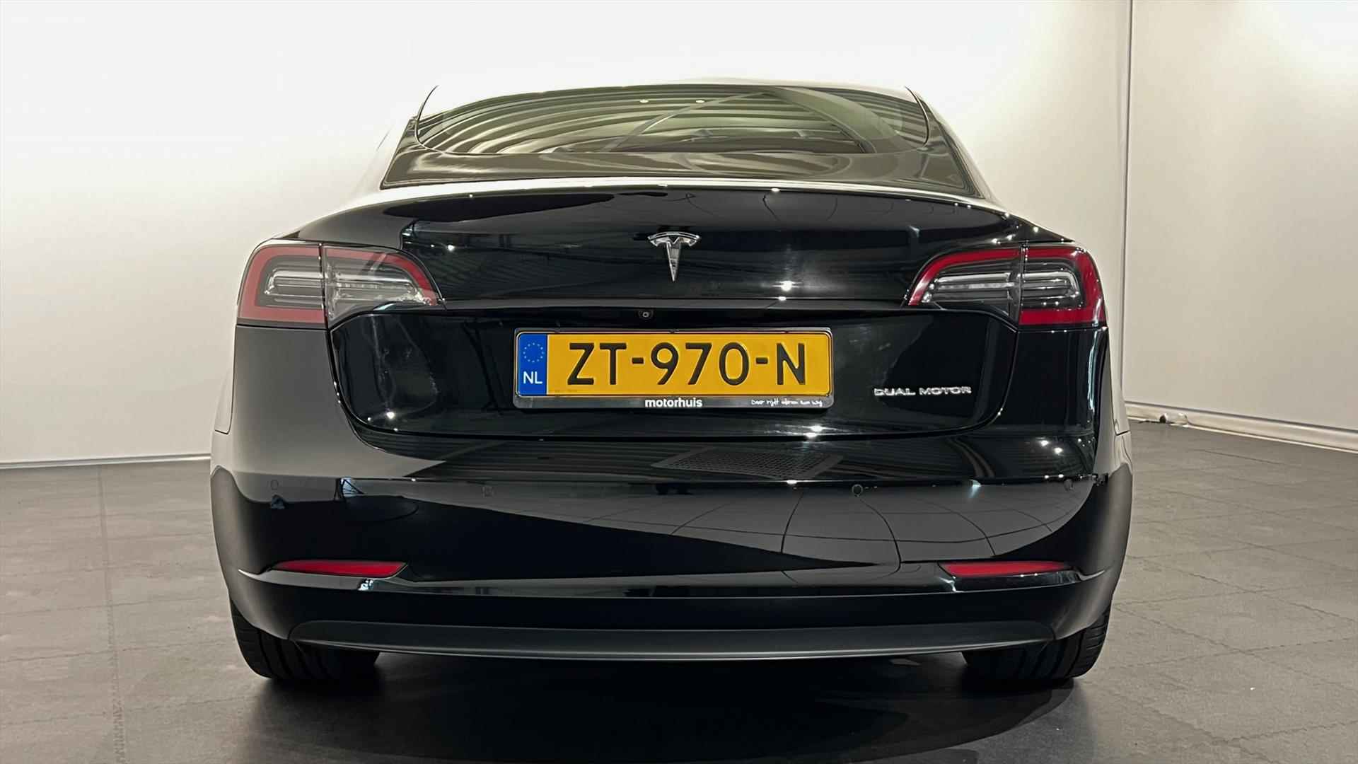 Tesla Model 3 Long-Range Dual Motor AWD - 42/46