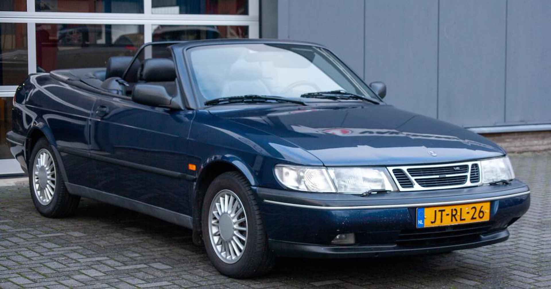 Saab 900 Cabrio 2.5 V6 SE LPG 3 - 4/15