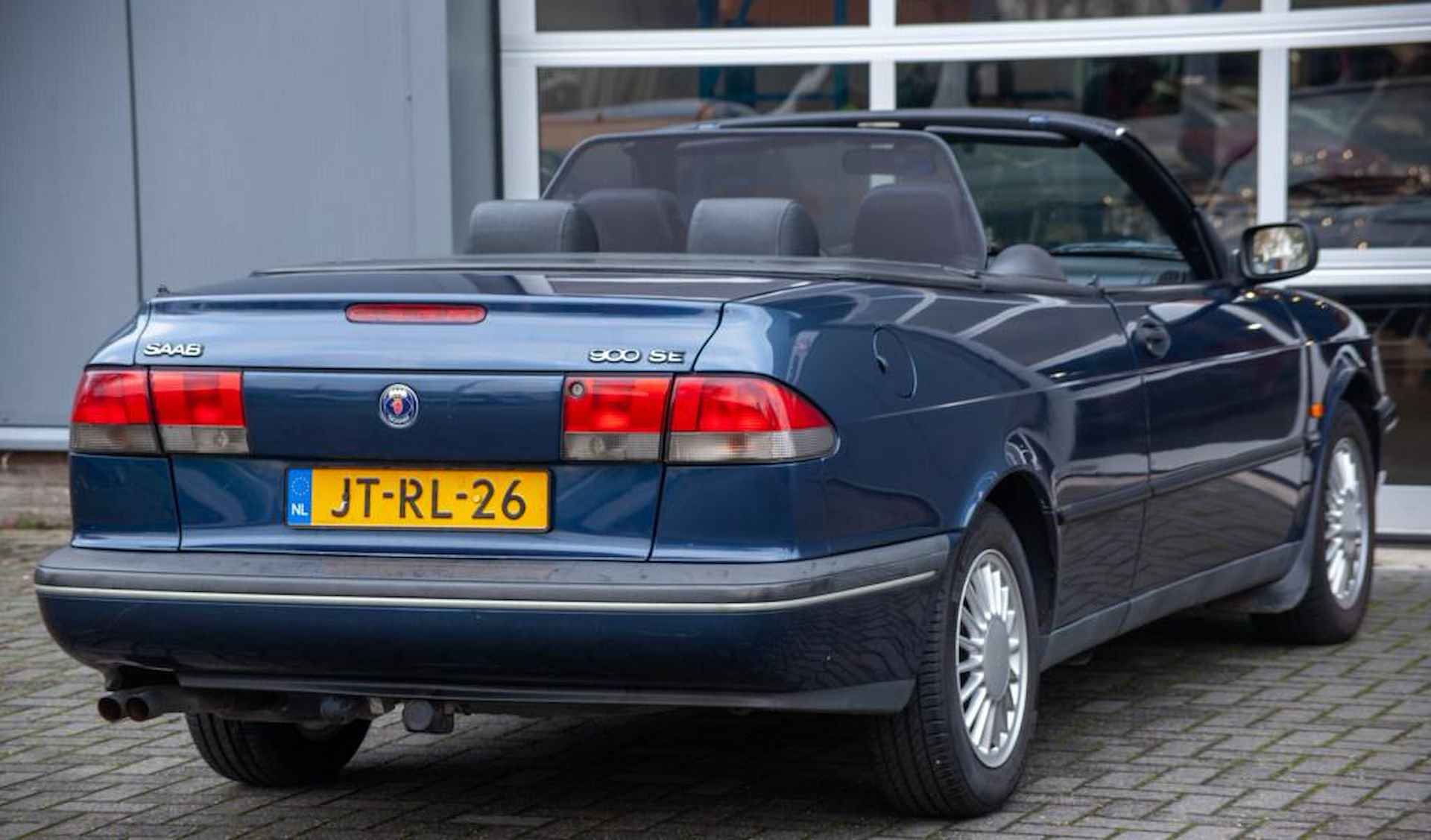 Saab 900 Cabrio 2.5 V6 SE LPG 3 - 9/15