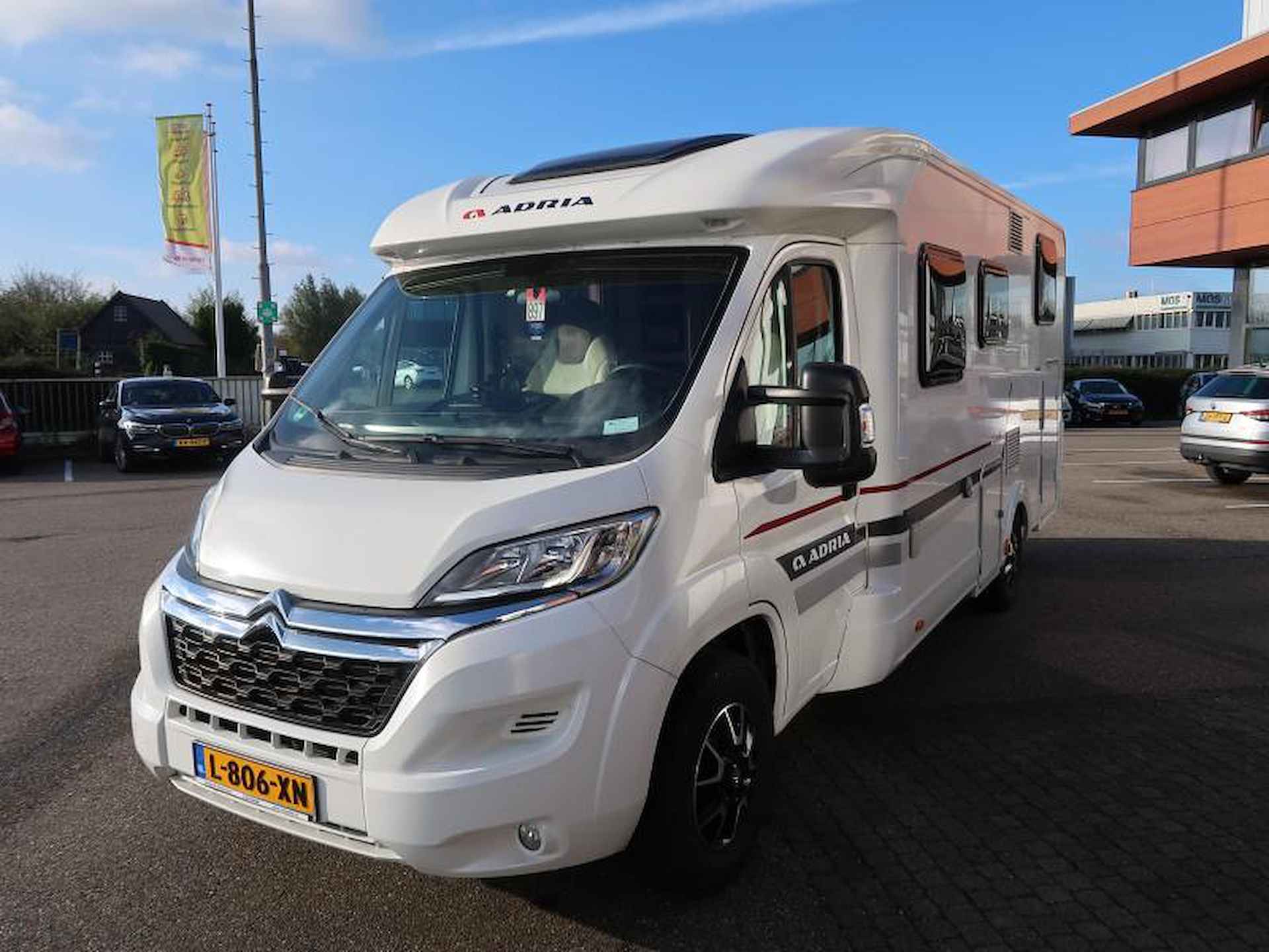 Adria Coral Axess 600 SL ENKELE BEDDEN - 8/25