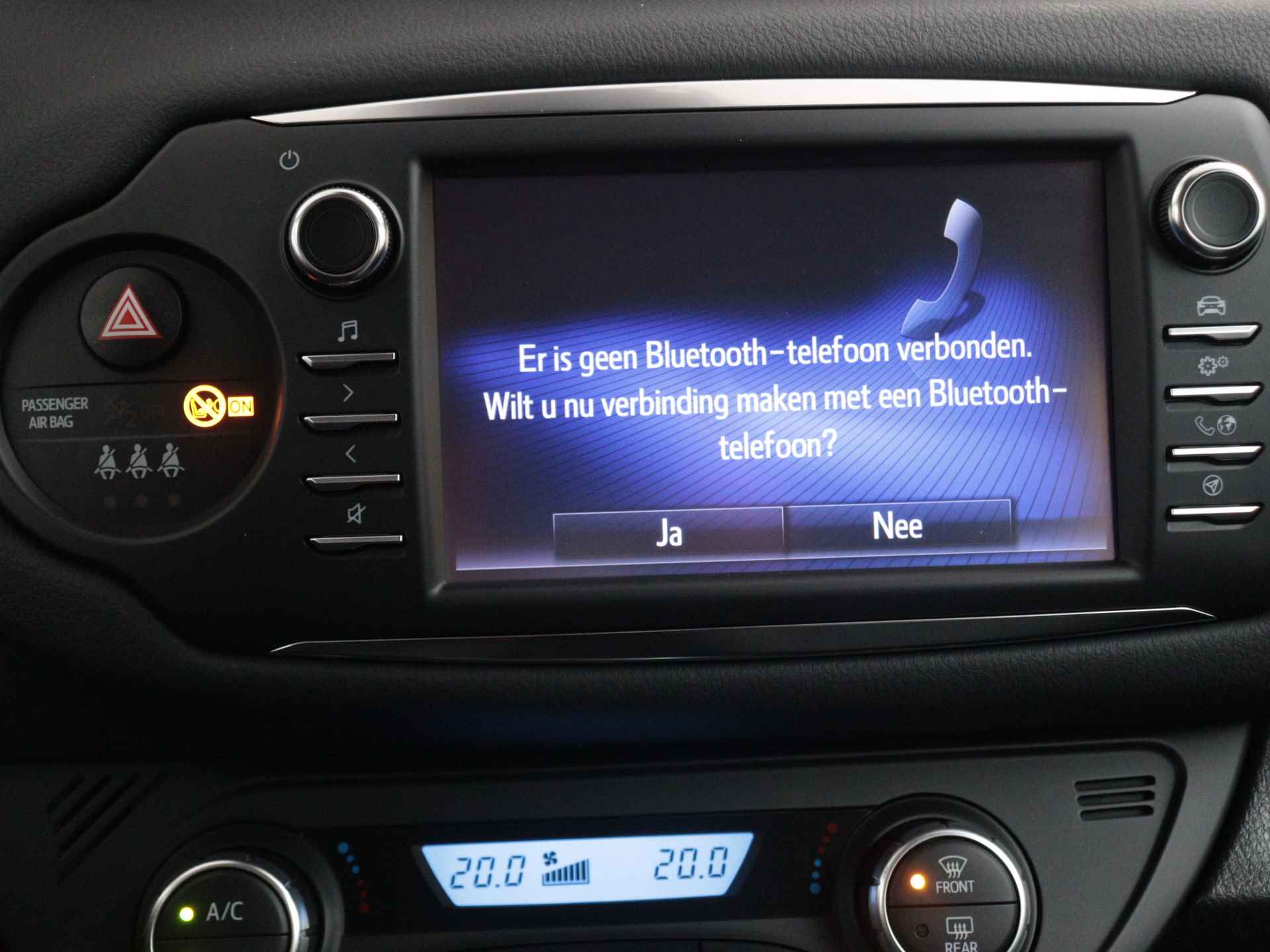 Toyota Yaris 1.5 Hybrid Active Limited | Navigatie | Camera | LM velgen | Climate Control | - 42/43