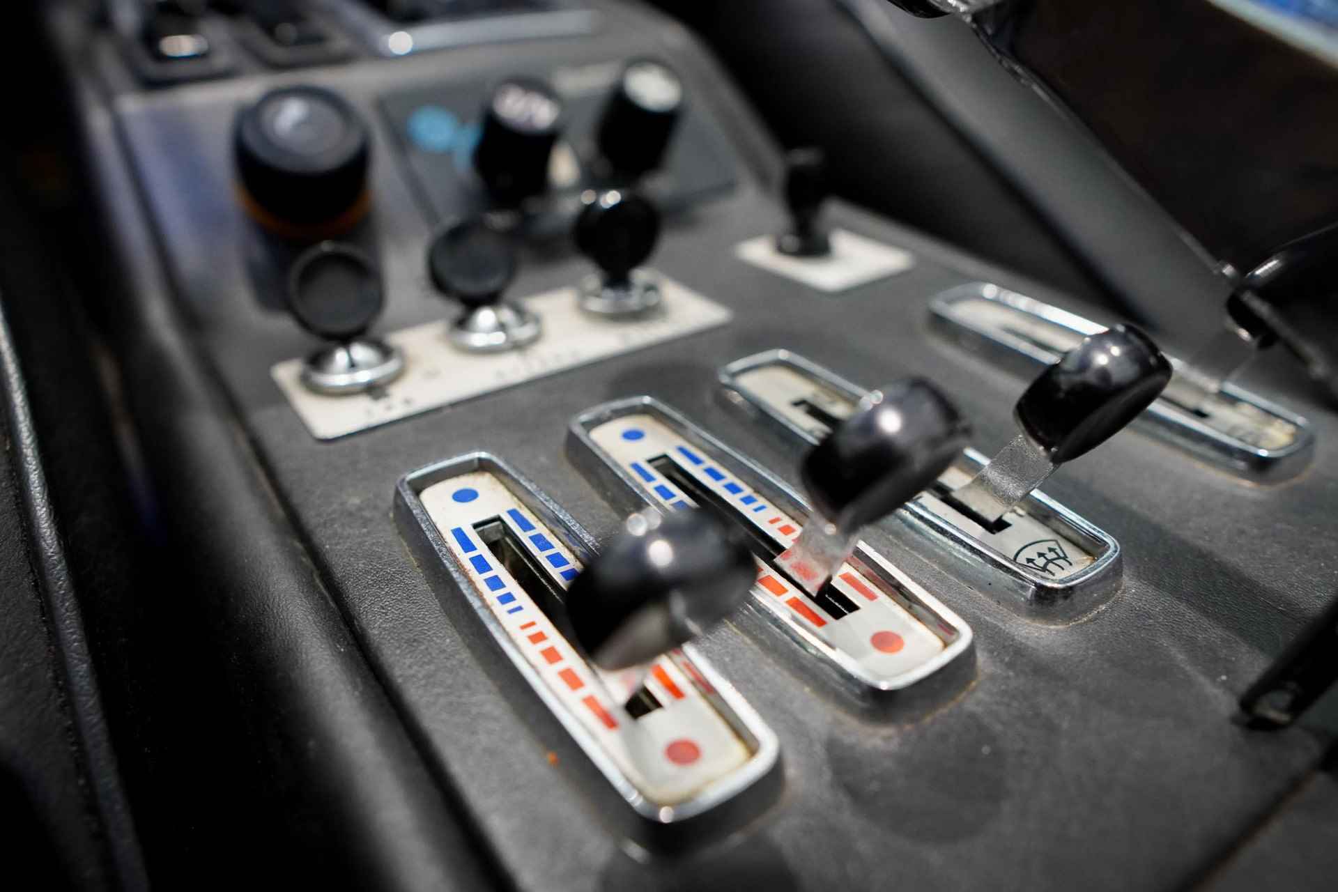 Ferrari 308 GTS Inj. / Targa - 8/49