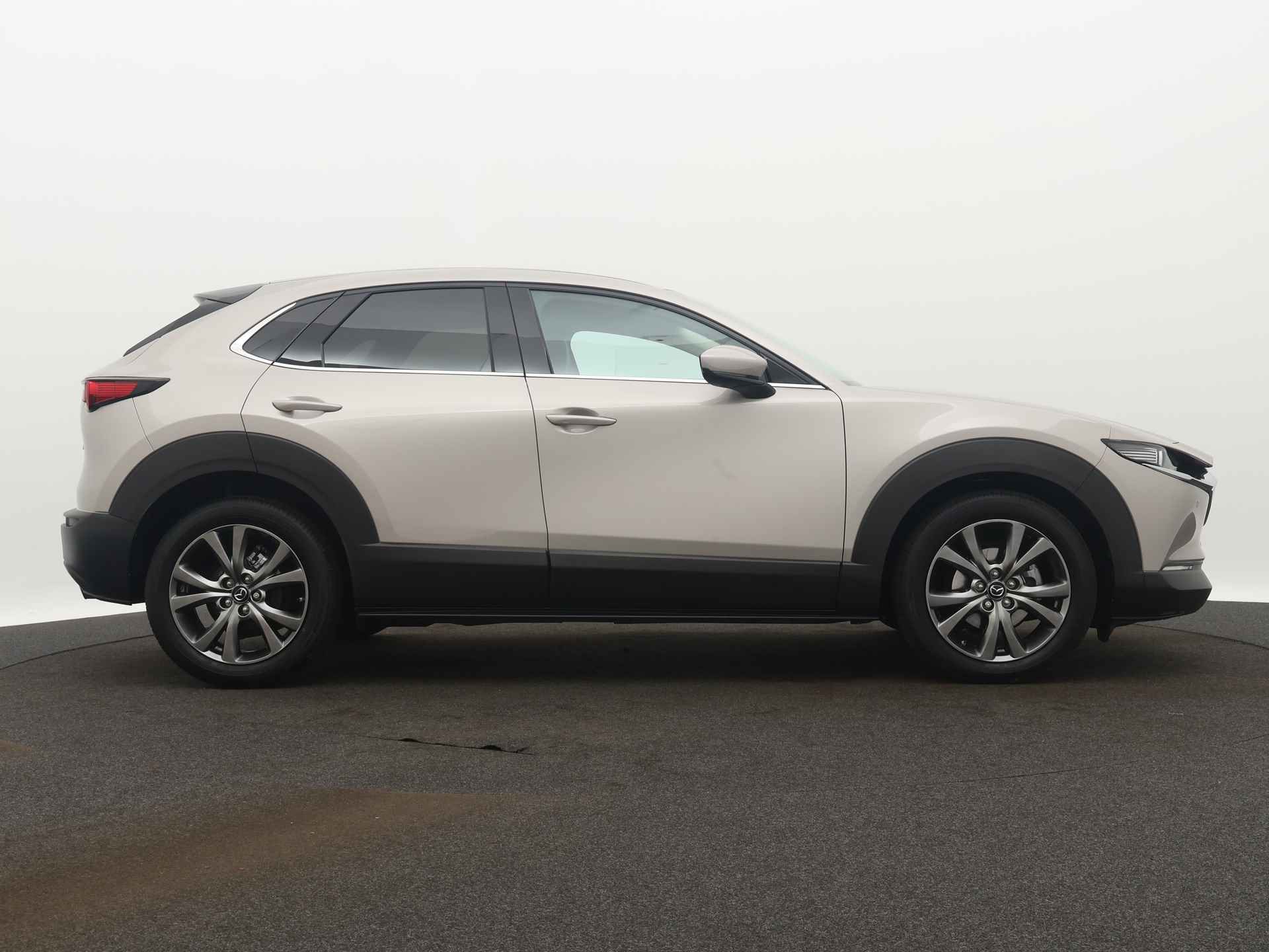 Mazda CX-30 2.0 e-SkyActiv-X M Hybrid Luxury | 360 Camera | Parkeersensoren | Stoel en stuurwiel verwarmd | Cruise Control Adaptief | Leder | - 16/47