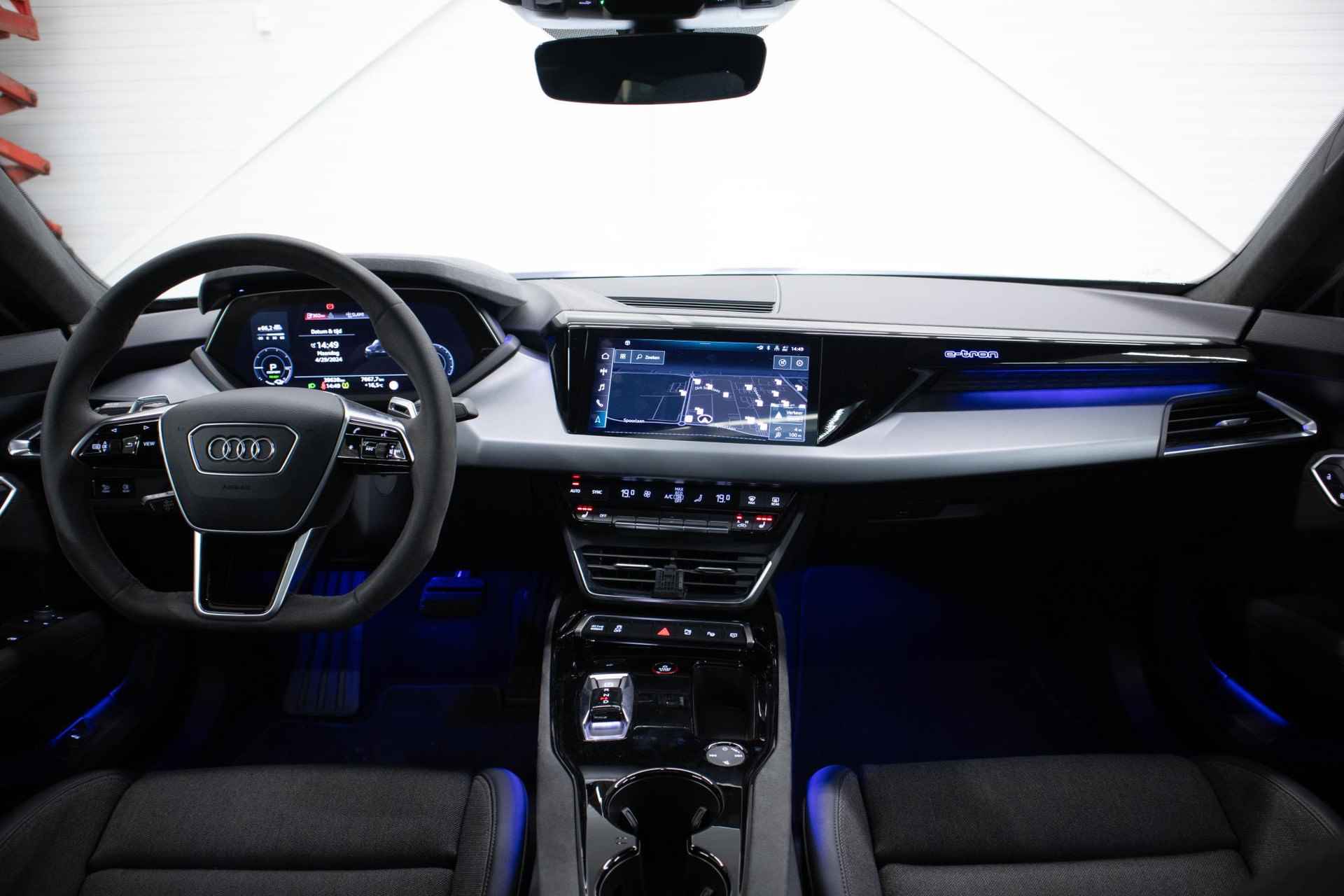 Audi e-tron GT GT 93 kWh | Assistentiepakket 'Plus' | Tour | Luchtvering | 360 camera | Fabrieksgarantie t/m 30-04-2026 | - 4/24