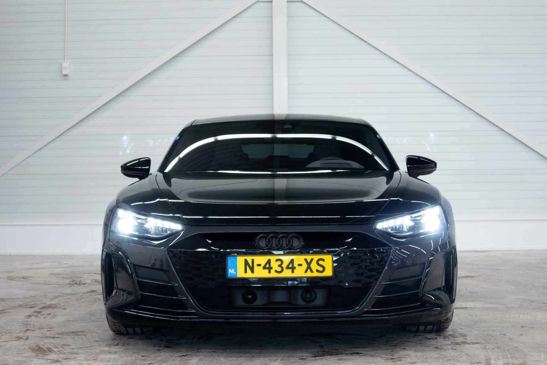 Audi e-tron GT GT 93 kWh | Assistentiepakket 'Plus' | Tour | Luchtvering | 360 camera | Fabrieksgarantie t/m 30-04-2026 | - 17/24