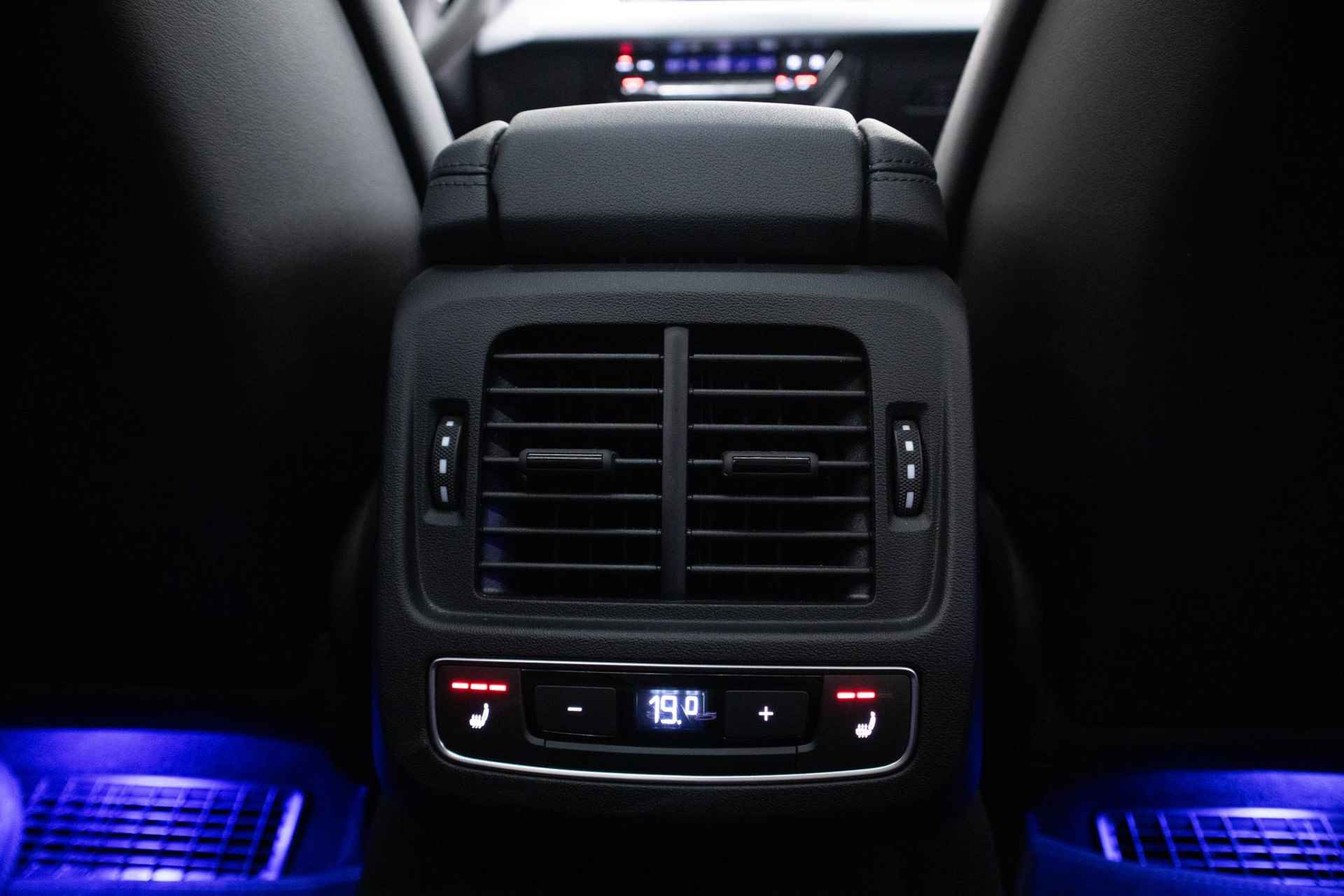 Audi e-tron GT GT 93 kWh | Assistentiepakket 'Plus' | Tour | Luchtvering | 360 camera | Fabrieksgarantie t/m 30-04-2026 | - 20/24