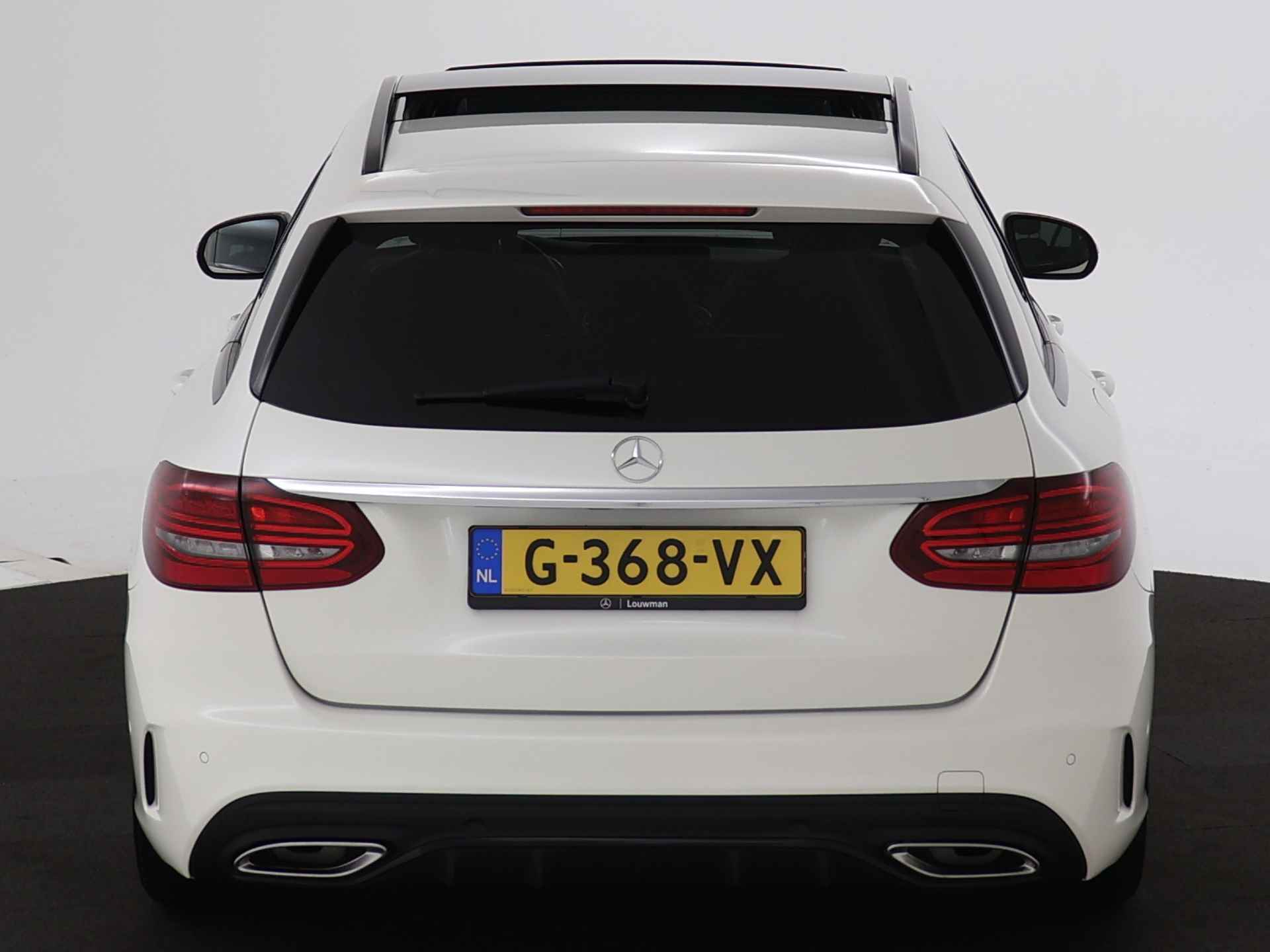 Mercedes-Benz C-Klasse Estate 180 AMG-line | Panoramadak | Burmeister audio | 19 inch. LM velgen | Parking support met camera achter | Navigatie | Inclusief 24 maanden MB Certified garantie voor Europa. - 30/43