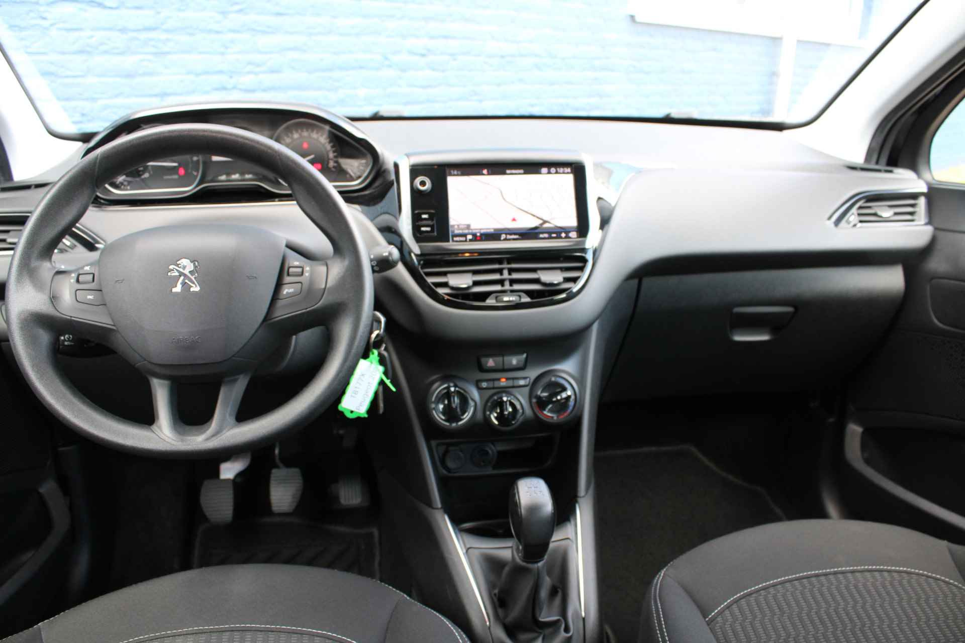 Peugeot 208 5drs 1.2 PureTech Active | Navigatie | Bluetooth | Armsteun | Parkeersensoren | - 12/25