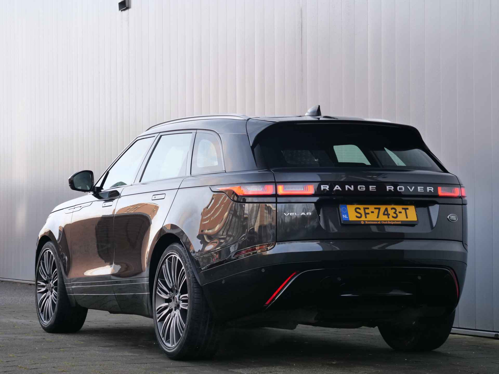 Land Rover Range Rover Velar 3.0 V6 SC AWD R-Dynamic HSE 381 Pk Automaat Navigatie / DAB / Leer / Pano-dak / Apple Carplay / Stoelkoeling - 5/49