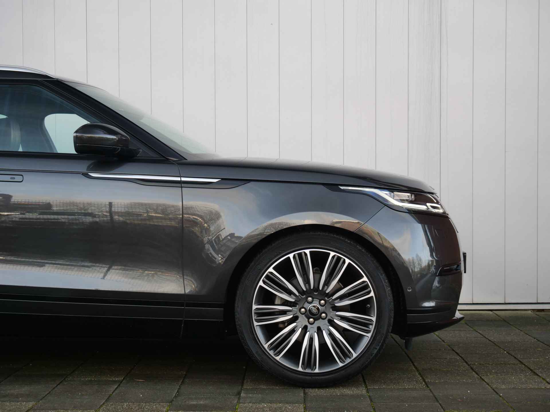 Land Rover Range Rover Velar 3.0 V6 SC AWD R-Dynamic HSE 381 Pk Automaat Navigatie / DAB / Leer / Pano-dak / Apple Carplay / Stoelkoeling - 15/49