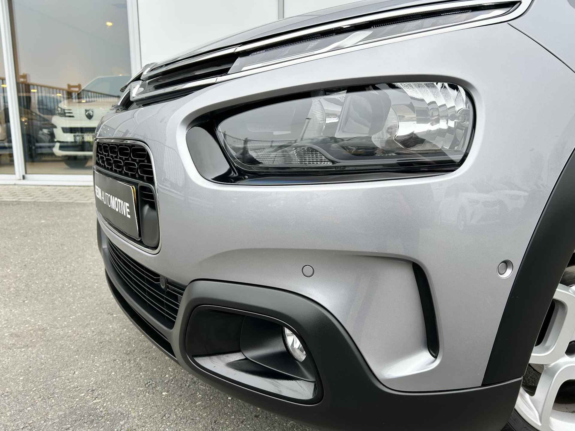 Citroen C4 Cactus 1.2 110pk Shine | CAMERA | NAVIGATIE | CARPLAY | KEYLESS | BLINDSPOT | DAB | PDC V+A | 16" LMV - 4/35