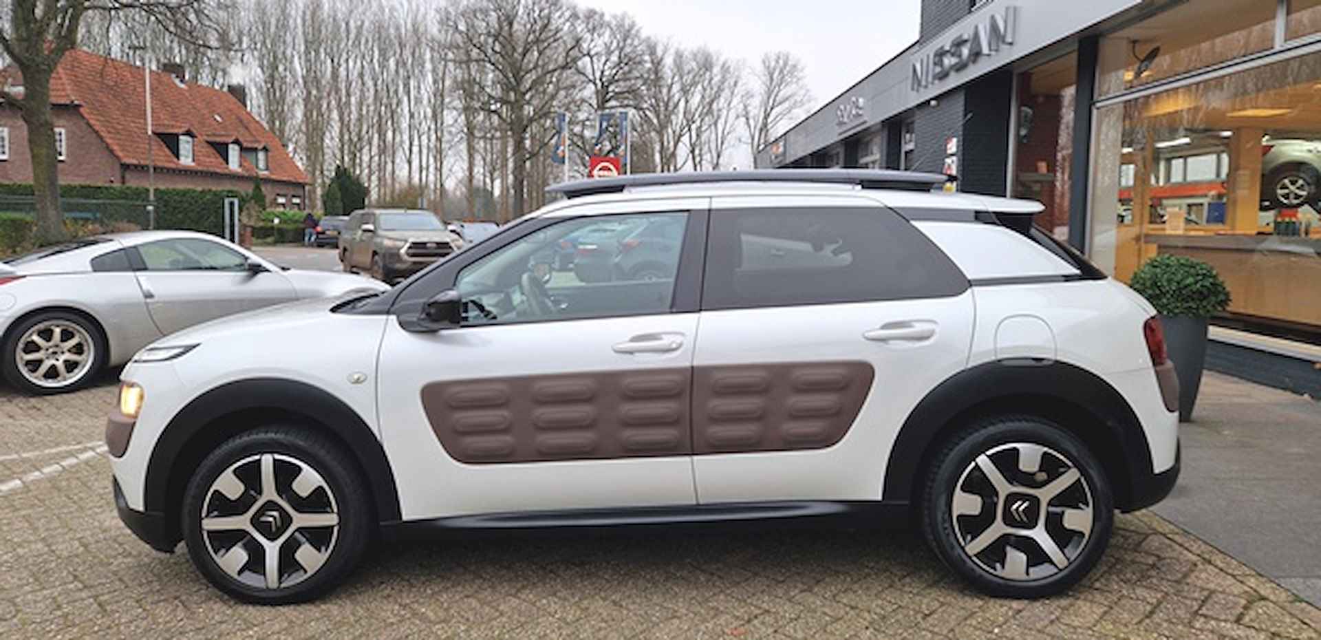 CITROEN C4 Cactus VTi 82pk SHINE Navi - Camera - Panoramisch glazen dak - 4/16