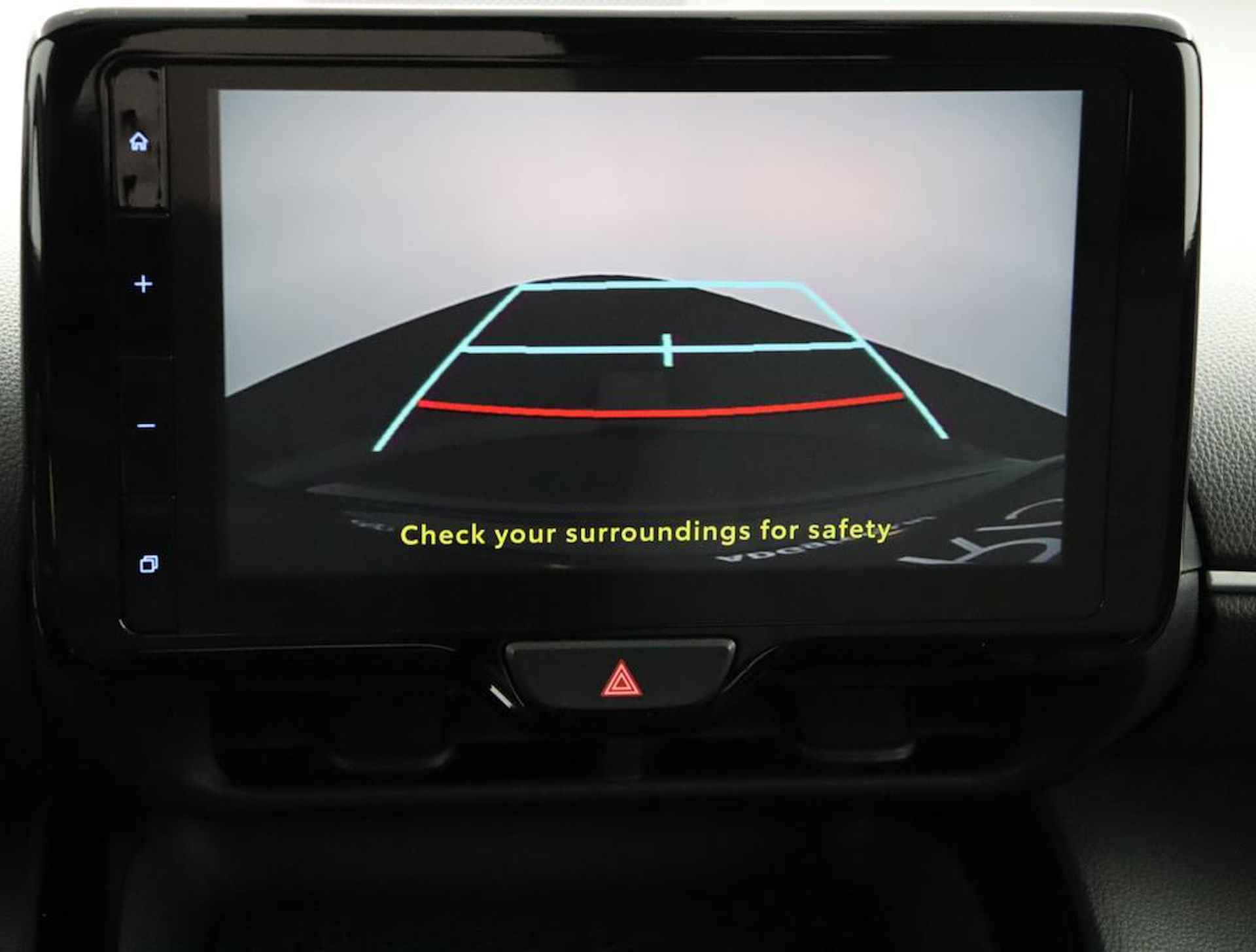 Toyota Yaris Cross 1.5 Hybrid Dynamic | Parkeersensoren | Navigatie | Stoel/stuurverwarming | - 8/52