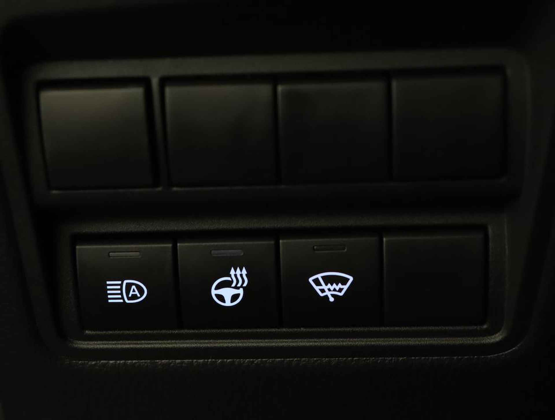 Toyota Yaris Cross 1.5 Hybrid Dynamic | Parkeersensoren | Navigatie | Stoel/stuurverwarming | - 29/52