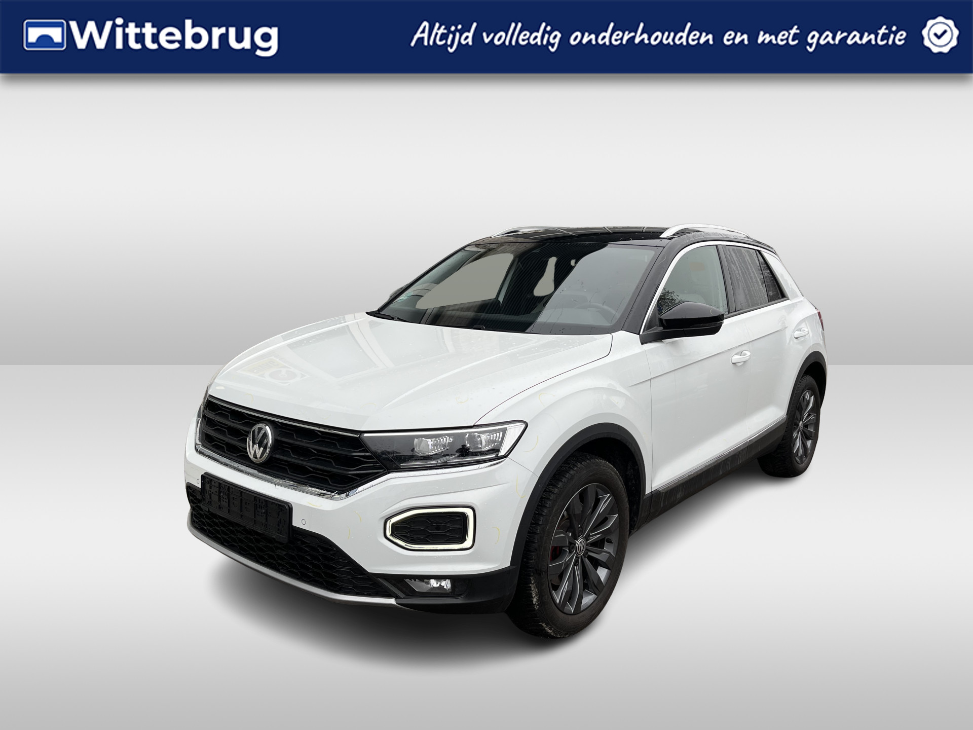 Volkswagen T-Roc 1.5 TSI Sport / AUTOMAAT/ DIGITAL DASH/ ADAPT-CRUISE/ NAVI/ APP-CONNECT/ PARK. SENSOREN + CAMERA/ CLIMA/ STUUR-STOELVERWARMING