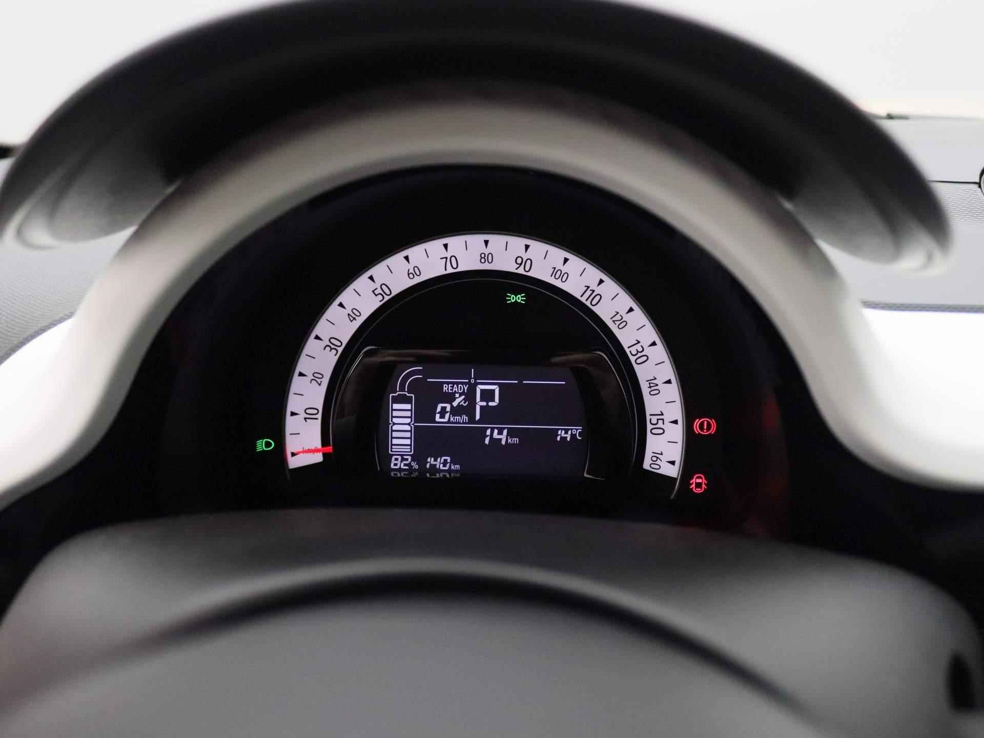 Renault Twingo Z.E. R80 E-Tech Equilibre 22 kWh | Demo | Bekleding stof 'Noir Eclipse' Dashboard'Noir' | EASY LINK multimedia- en navigatiesysteem | Parkeersensoren achter met sonische weergave | - 8/26