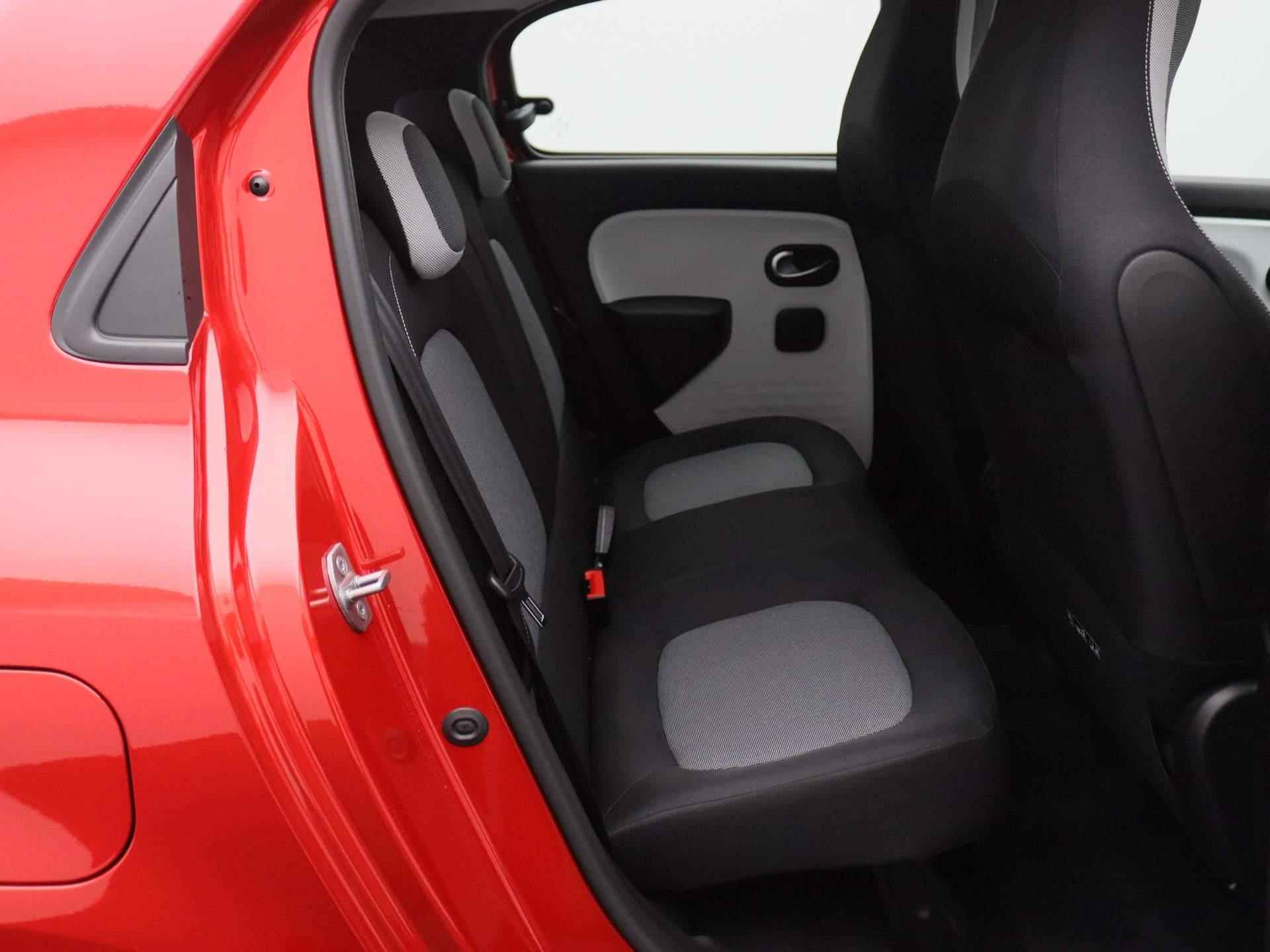 Renault Twingo Z.E. R80 E-Tech Equilibre 22 kWh | Demo | Bekleding stof 'Noir Eclipse' Dashboard'Noir' | EASY LINK multimedia- en navigatiesysteem | Parkeersensoren achter met sonische weergave | - 22/26