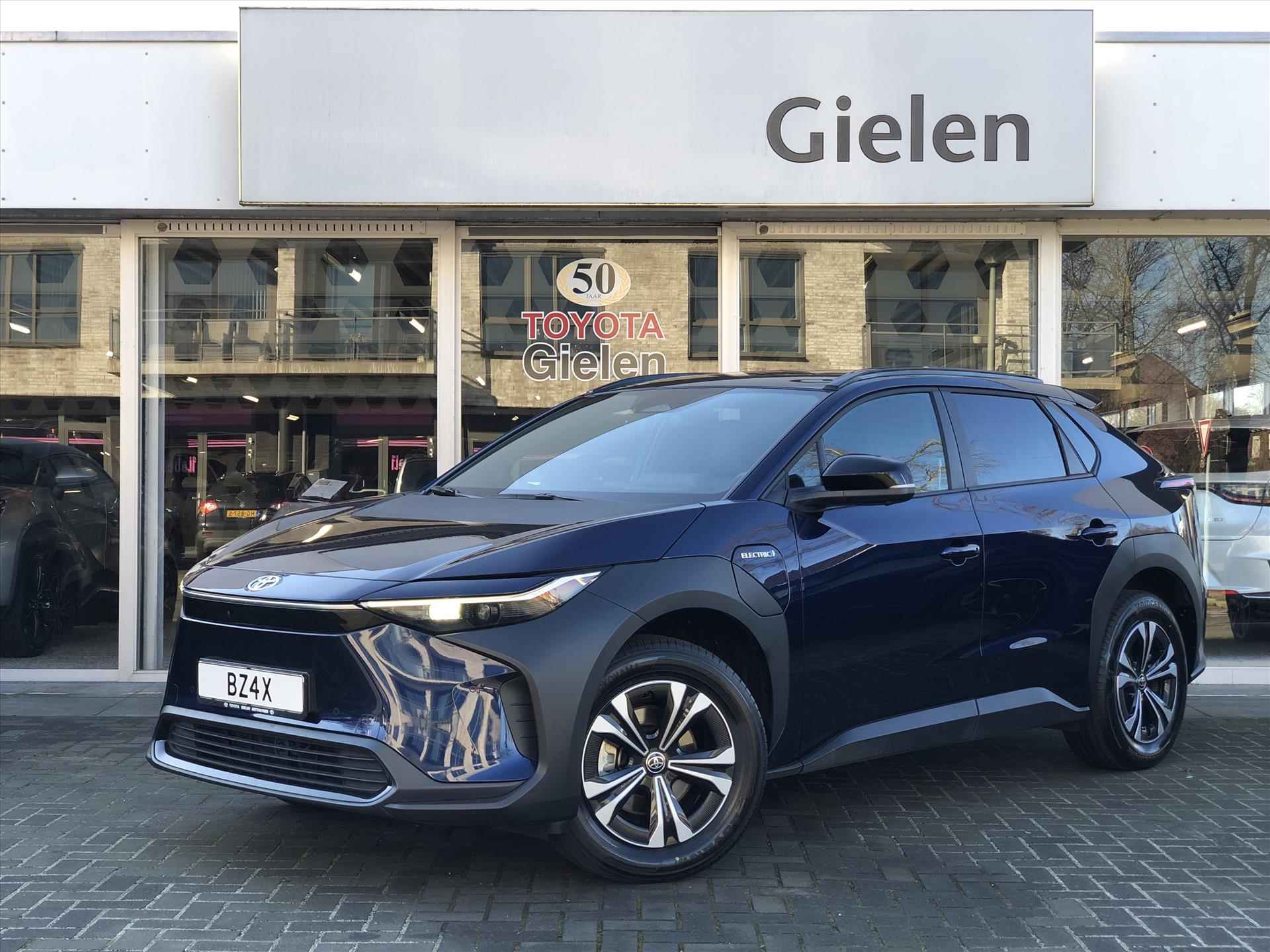 Toyota Bz4x 71,4 kWh 204pk Dynamic | Groot scherm, 360 Camera, Parkeersensoren, Elektrische achterklep, LED, Stoel + Stuurverwarming