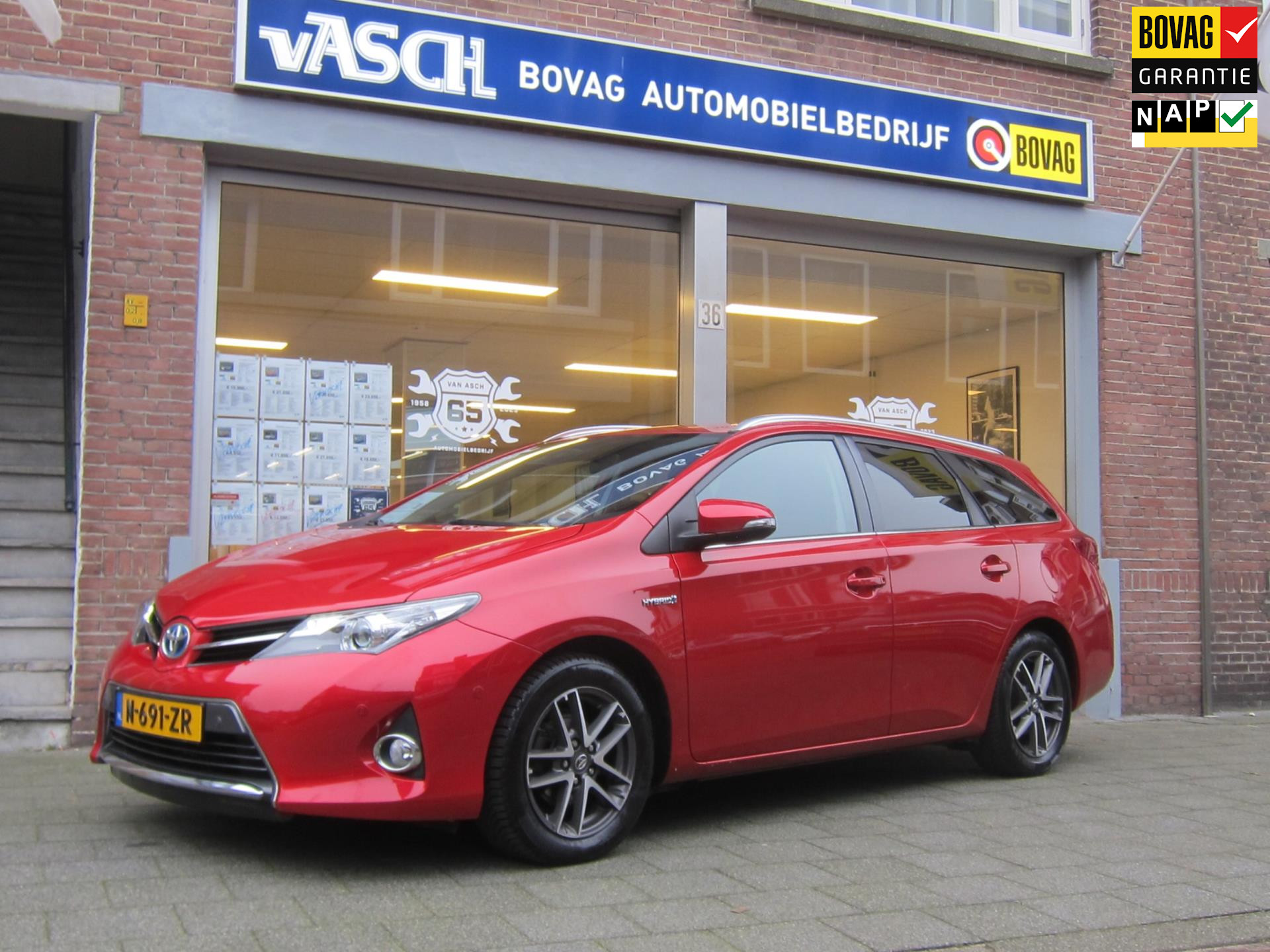 Toyota Auris Touring Sports 1.8 Hybrid Lease All In Prijs Bovaggarantie