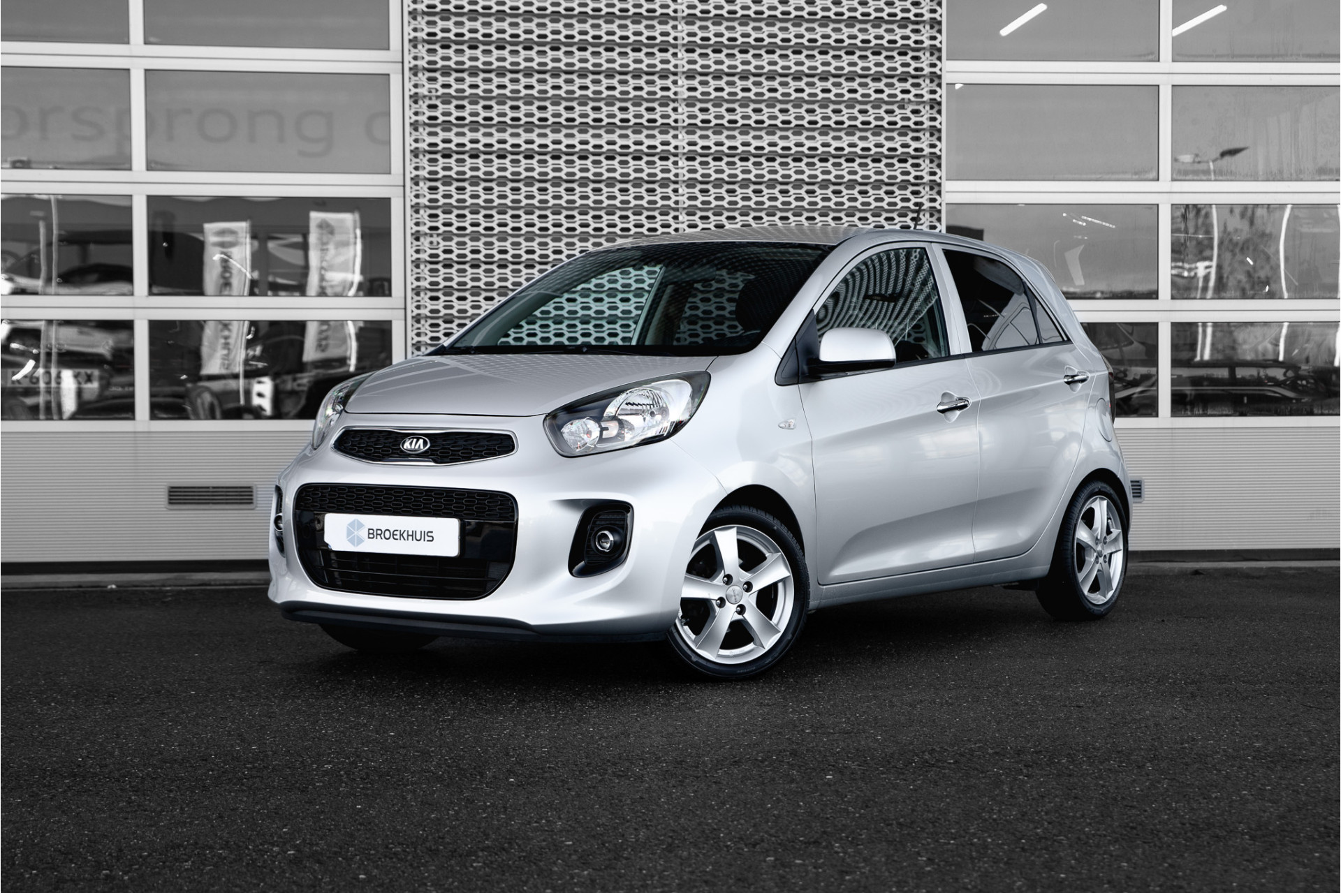 Kia Picanto 1.0 CVVT ComfortPlusLine Navigator | Cruise control | Navigatie | Camera | Climate Control | 15"inch