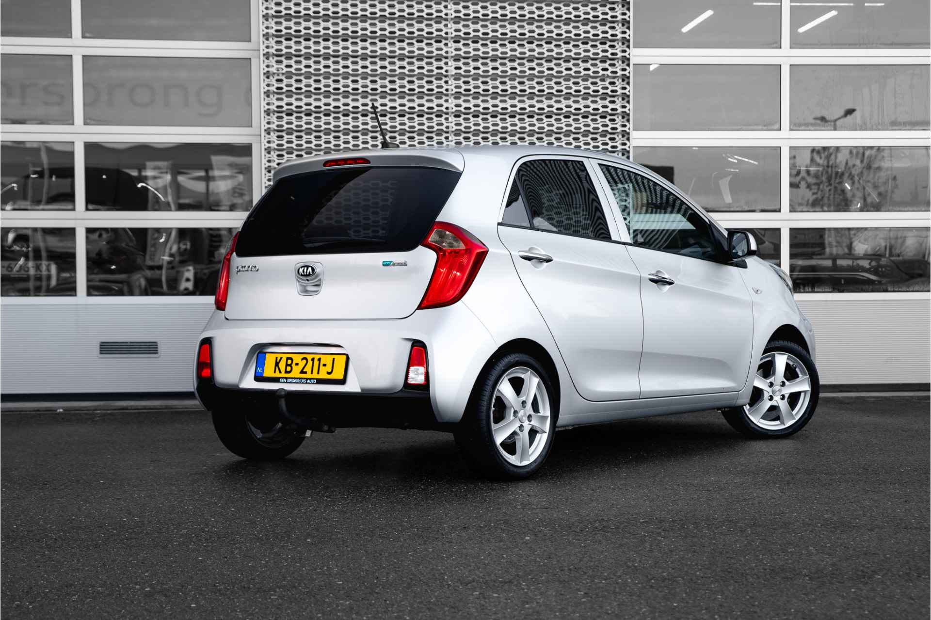 Kia Picanto 1.0 CVVT ComfortPlusLine Navigator | Cruise control | Navigatie | Camera | Climate Control | 15"inch - 3/30