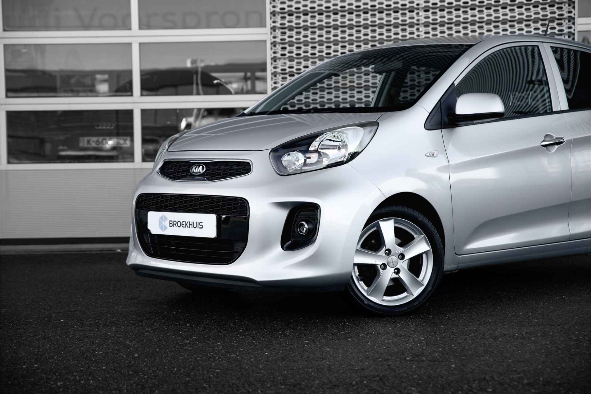 Kia Picanto 1.0 CVVT ComfortPlusLine Navigator | Cruise control | Navigatie | Camera | Climate Control | 15"inch - 19/30