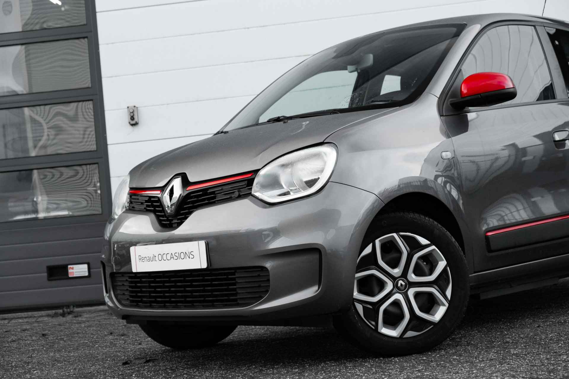 Renault Twingo ZE R80 E-Tech Equilibre 22 kWh | Automaat | Parkeersensoren achter | Navigatie | incl. Bovag rijklaarpakket met 12 maanden garantie - 19/45