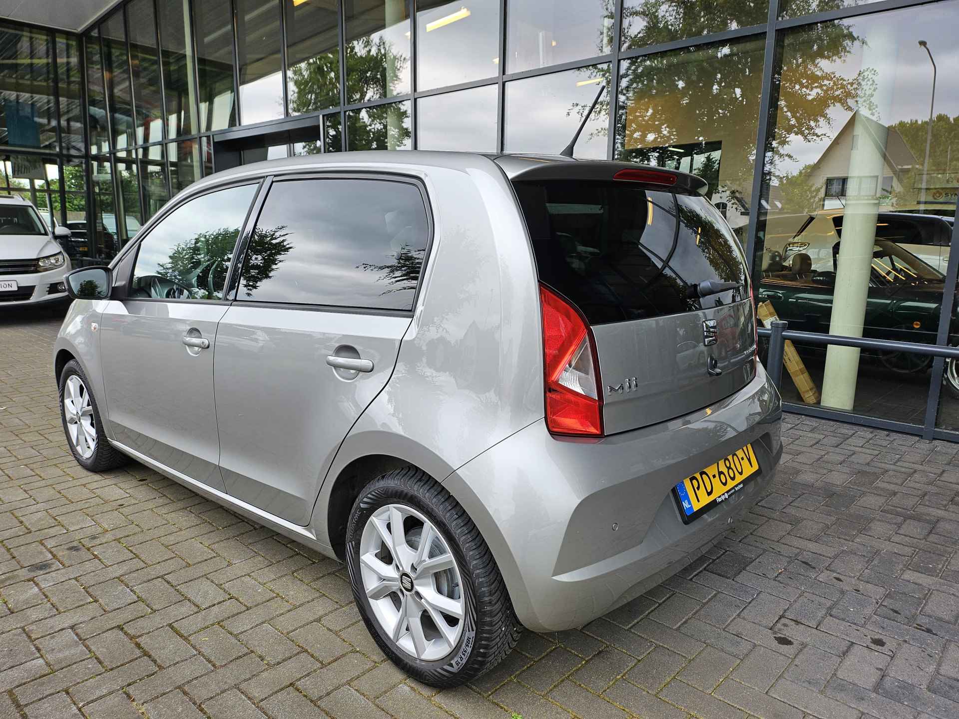 SEAT Mii 1.0 Sport Connect | Cruise PDC BT LM-wielen PrivacyGlass - 4/31