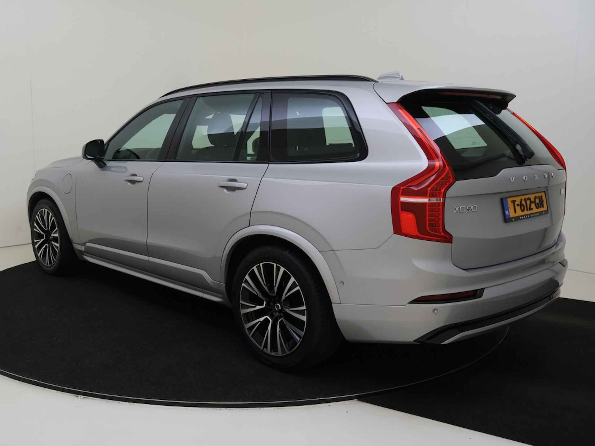 Volvo XC90 T8 AWD Ultimate Dark | Luchtvering | Trekhaak | Panoramadak | - 4/40