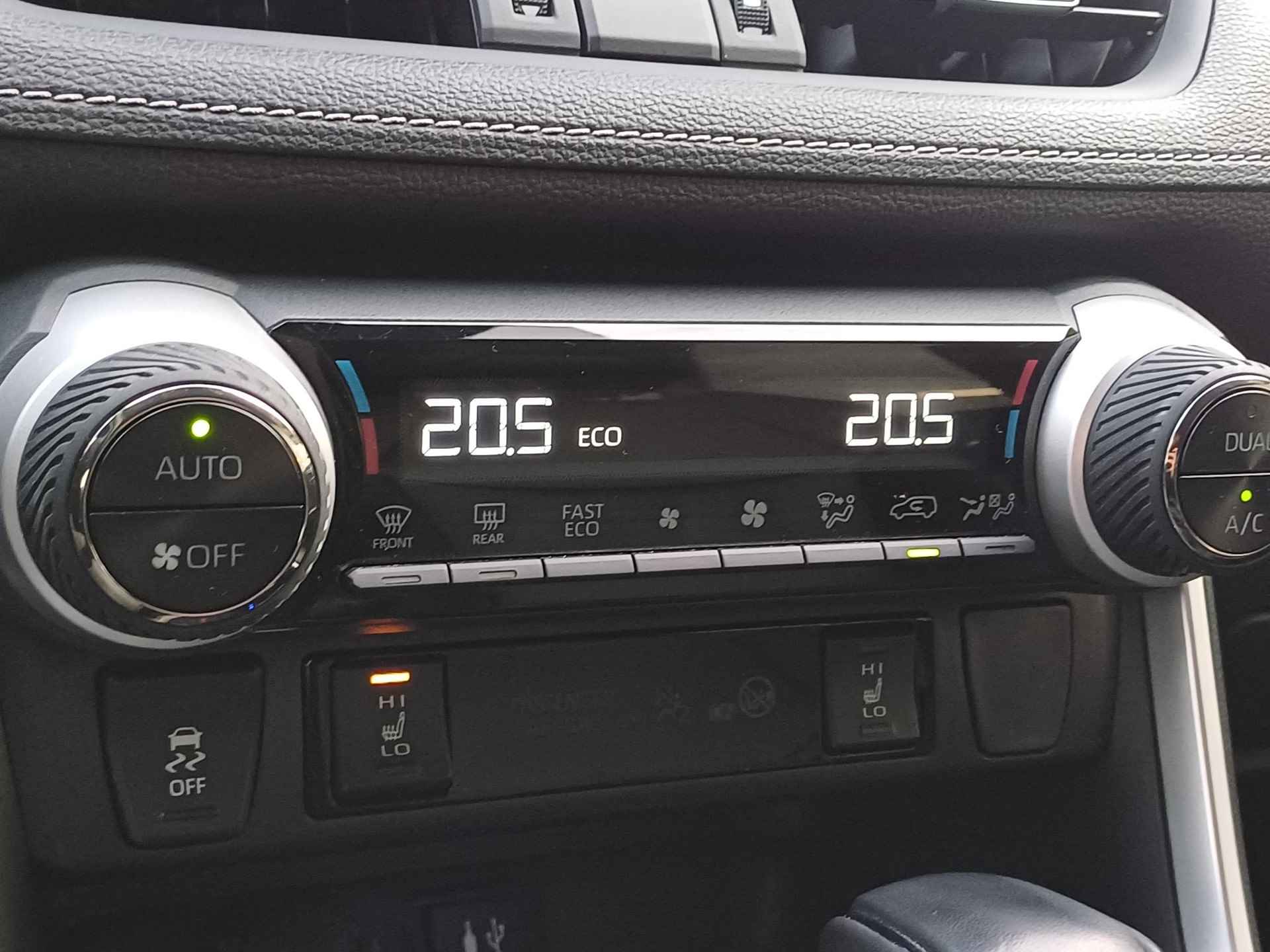 Toyota RAV4 2.5 Hybrid AWD Executive | JBL | Leer | 360 Camera | Clima | Cruise | Carplay- Android Auto - 28/37