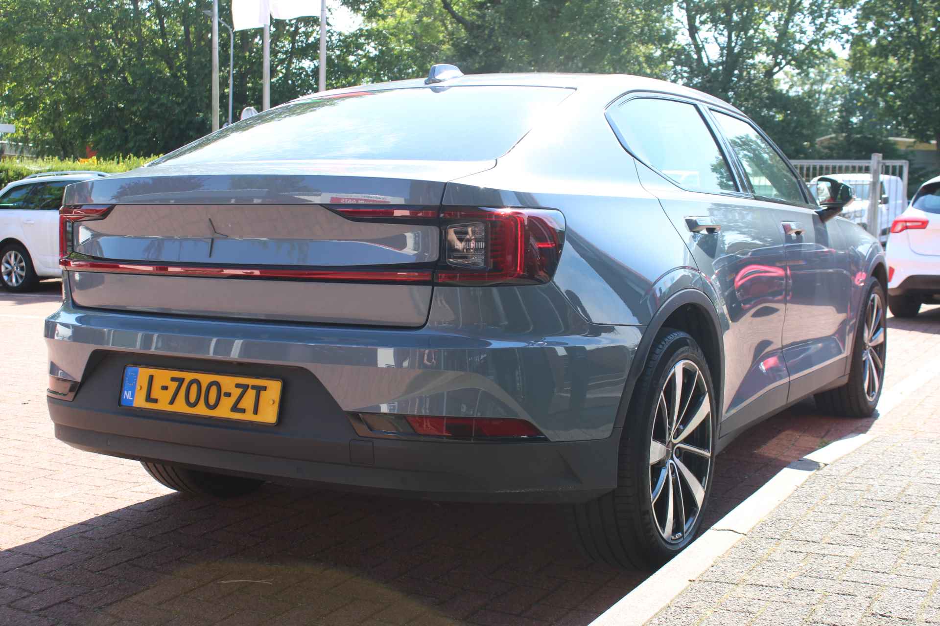 POLESTAR 2 63kWh Standard Range | Orig. NL | Extra bandenset | Luxe-Stoelen | Carplay | Panorama | Camera | Adaptive Cruise & Climate Control | - 6/24