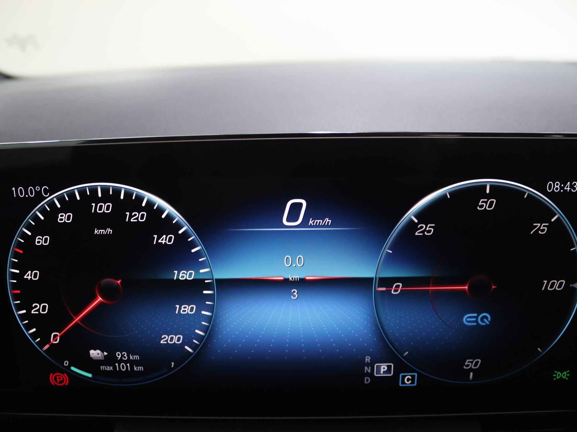 Mercedes-Benz EQA 250 Luxury Line 67 kWh | Premium pakket | Panoramadak | Privacy glas | Keyless-Go | Achteruitrijcamera | 18-Inch | LED-koplampen - 18/26