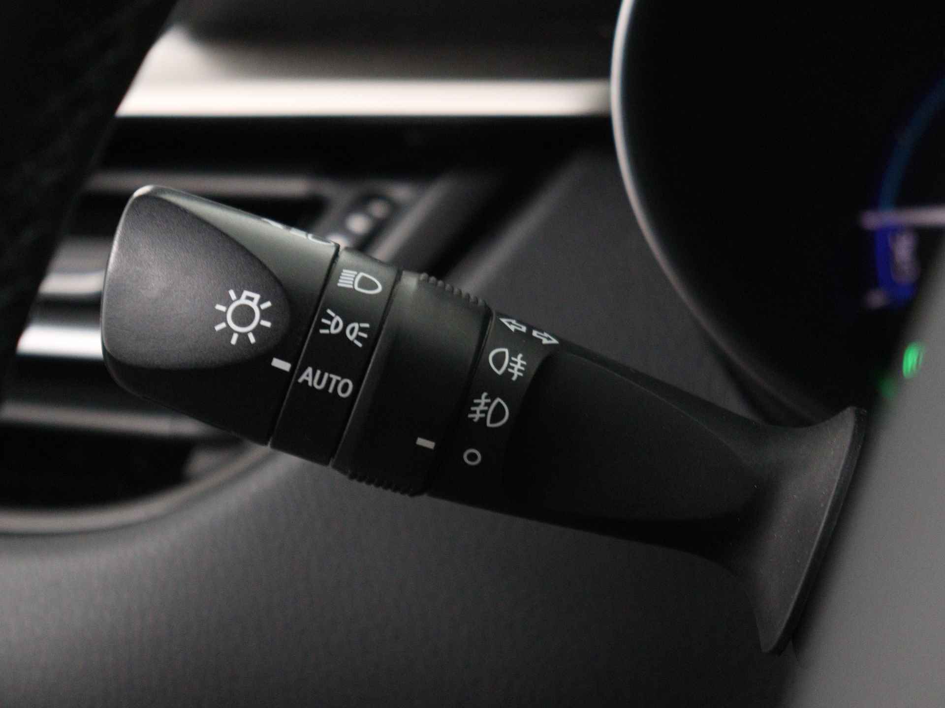Toyota C-HR 1.8 Hybrid Energy | Navigatie | Stoelverwarming | - 23/43