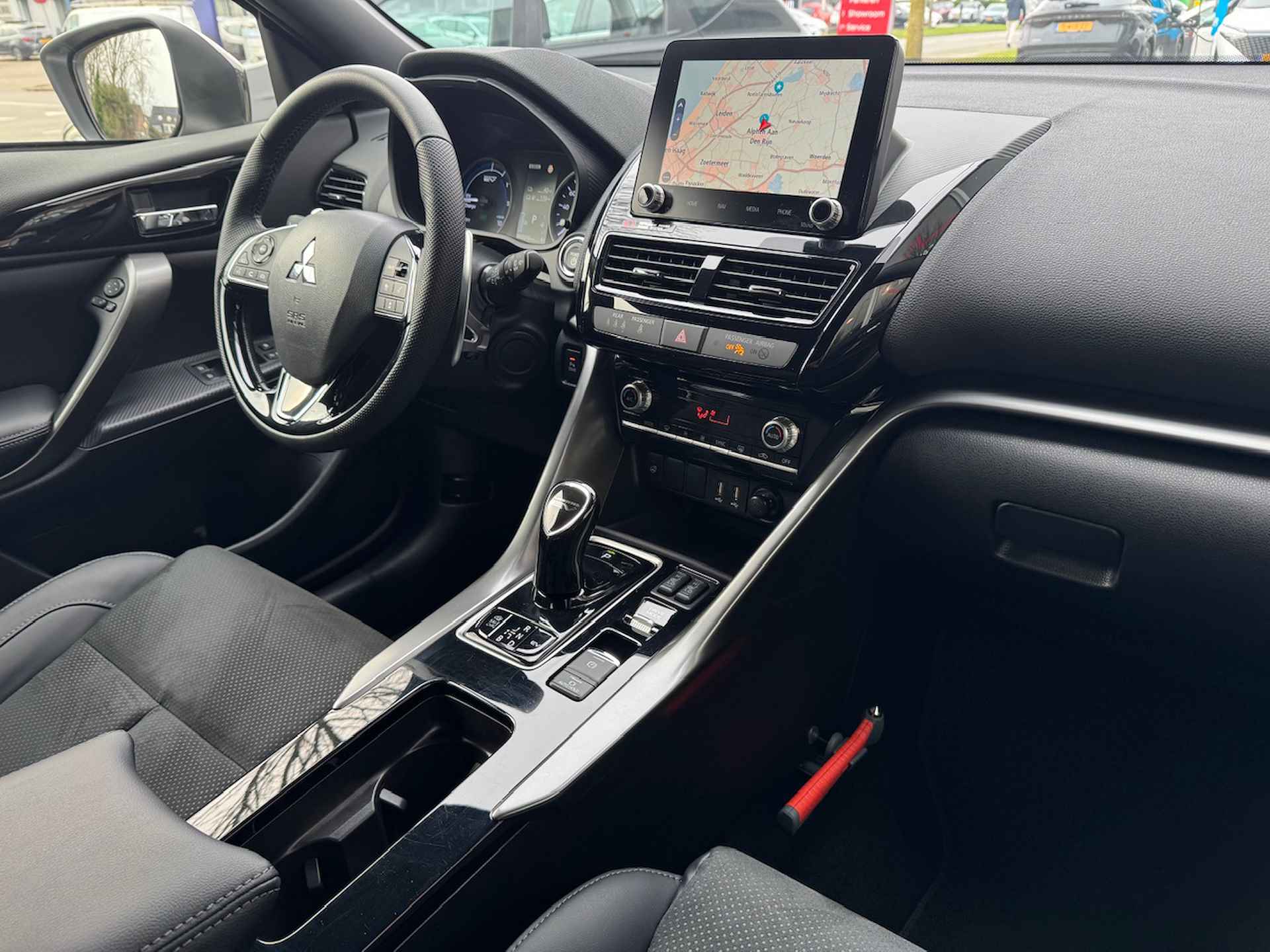 MITSUBISHI Eclipse Cross PHEV Black Edition | Navigatie | ACC | 360-camera | Blind Spot | Apple CarPlay | Android Auto | Keyless | App Connect - 24/28