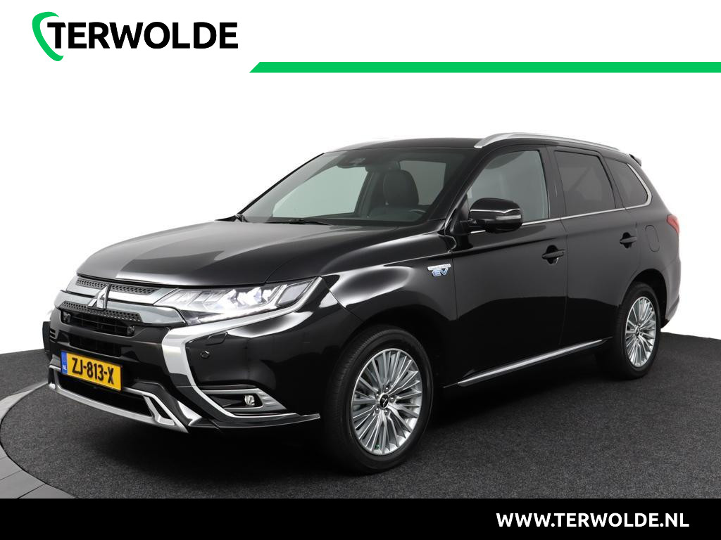 Mitsubishi Outlander 2.4 PHEV Instyle | Trekhaak | Leer | Parkeerhulp V+A | Eerste Eigenaar | Getint Glas | Navigatie