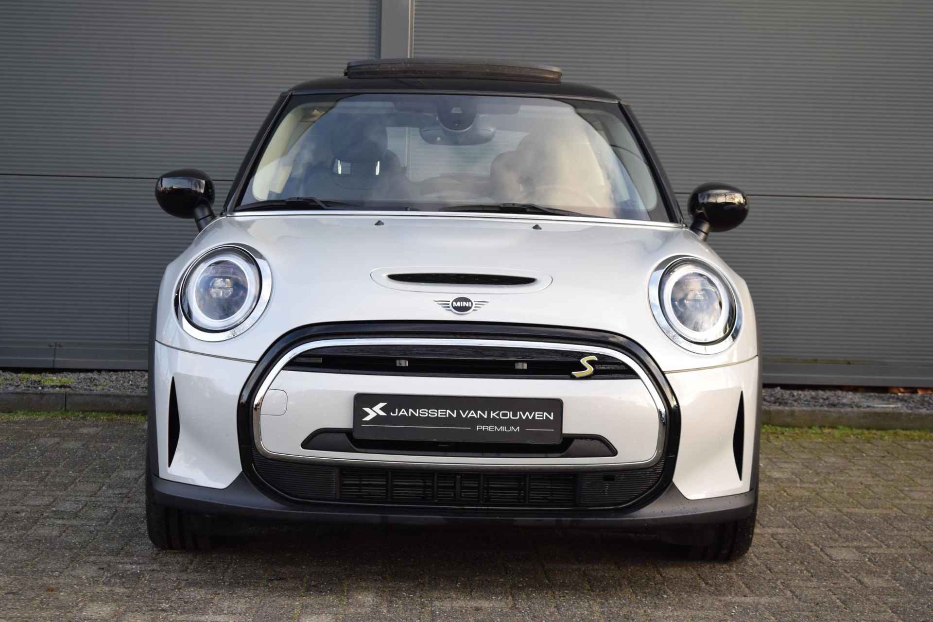 Mini Mini Electric Camden Edition 33 kWh / Apple Carplay / Pano / Stoelverwarming - 2/56