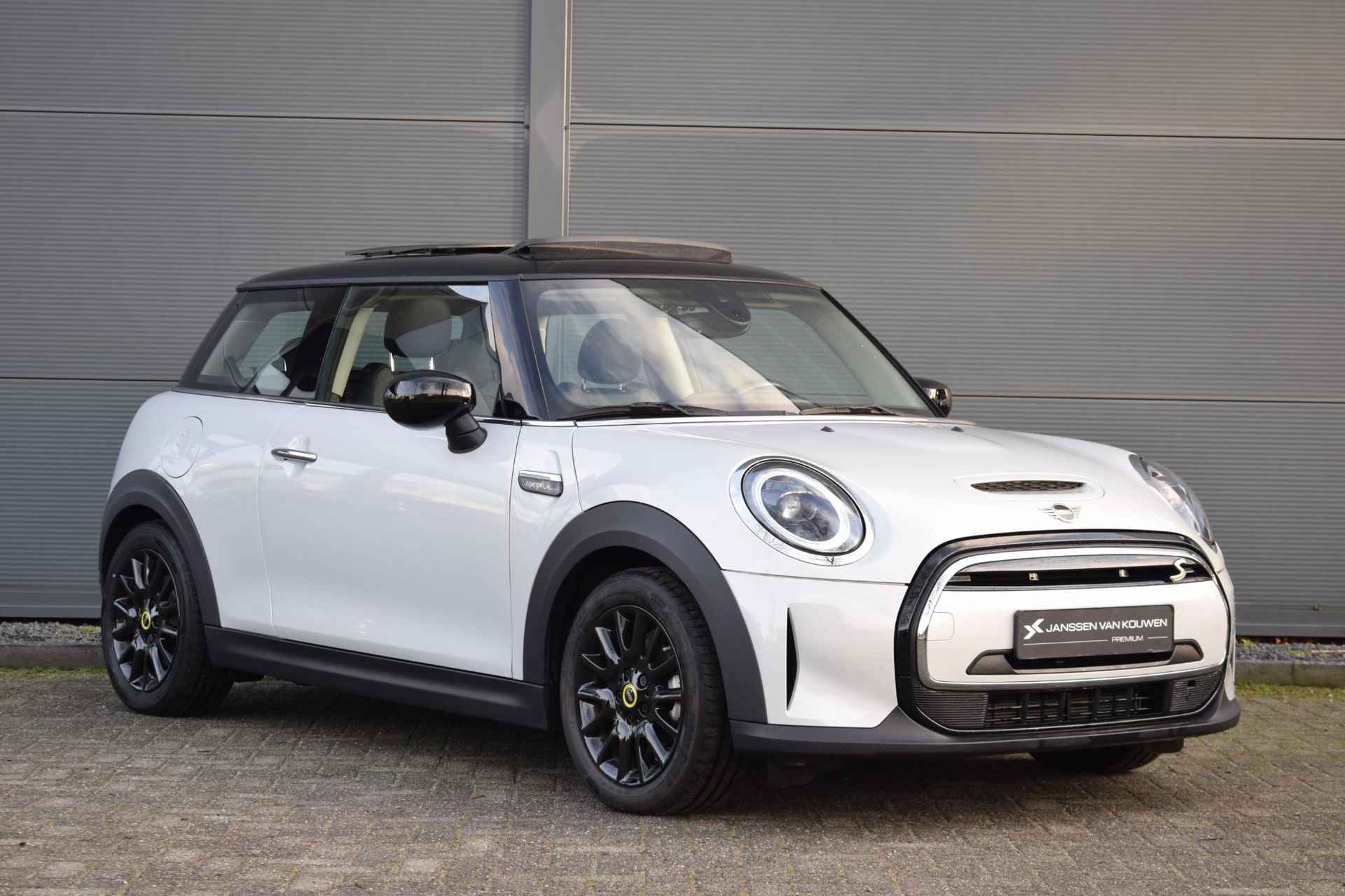 Mini Mini Electric Camden Edition 33 kWh / Apple Carplay / Pano / Stoelverwarming - 3/56