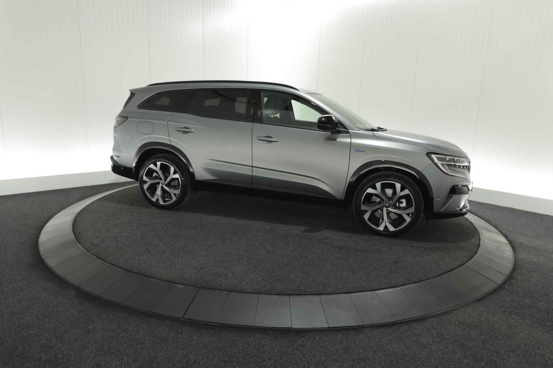 Renault Espace E-Tech Hybrid 200 Esprit Alpine | 7 Zitplaatsen | 360 Camera | Panoramadak | Dodehoekdetectie | Premium Geluidsinstallatie - 8/96