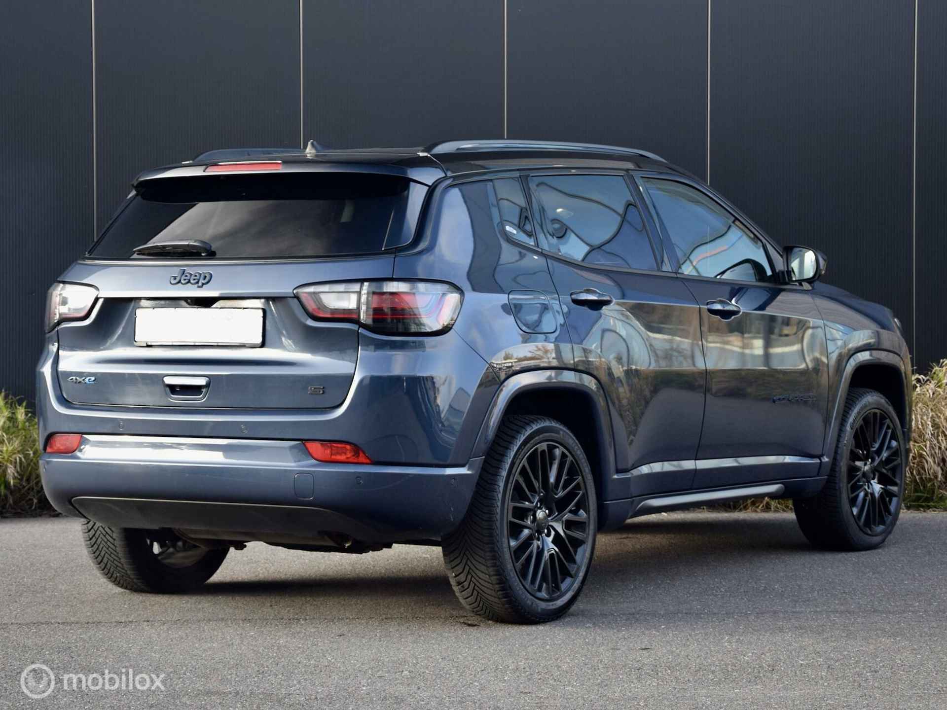 Jeep Compass 4xe 240 Plug-in Hybrid S Alpine - 4/28