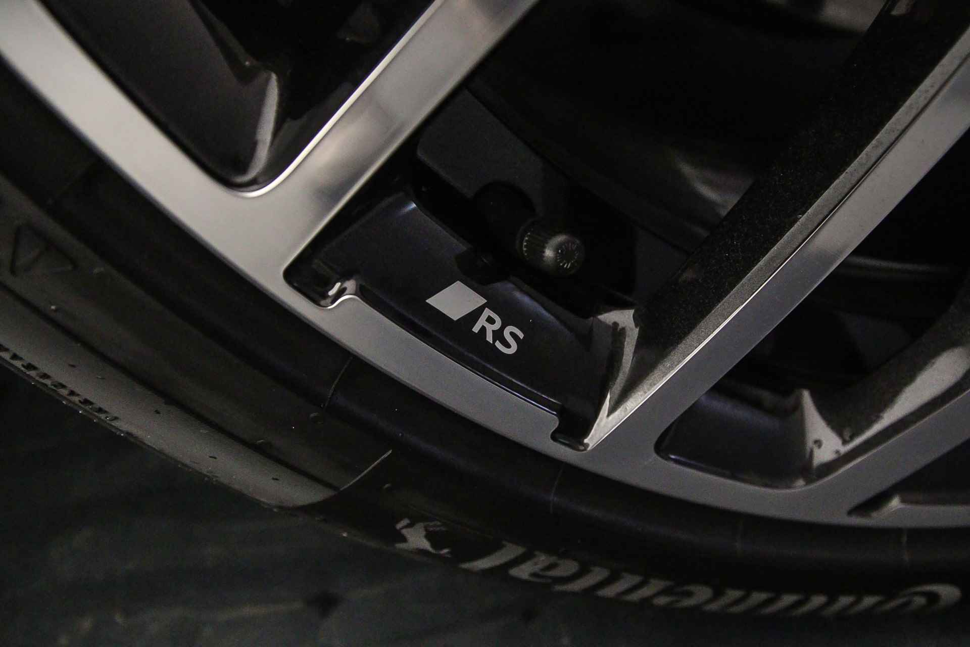 Audi SQ8 4.0 TFSI Quattro 507pk | Advanced Onderstel | Head Up | B&O | OLED | 23 inch | Sportdiff | Standkachel | Alcantara Hemel | Leder | S-Stoelen | Stoelventilatie/Massage | Carbon | - 73/76