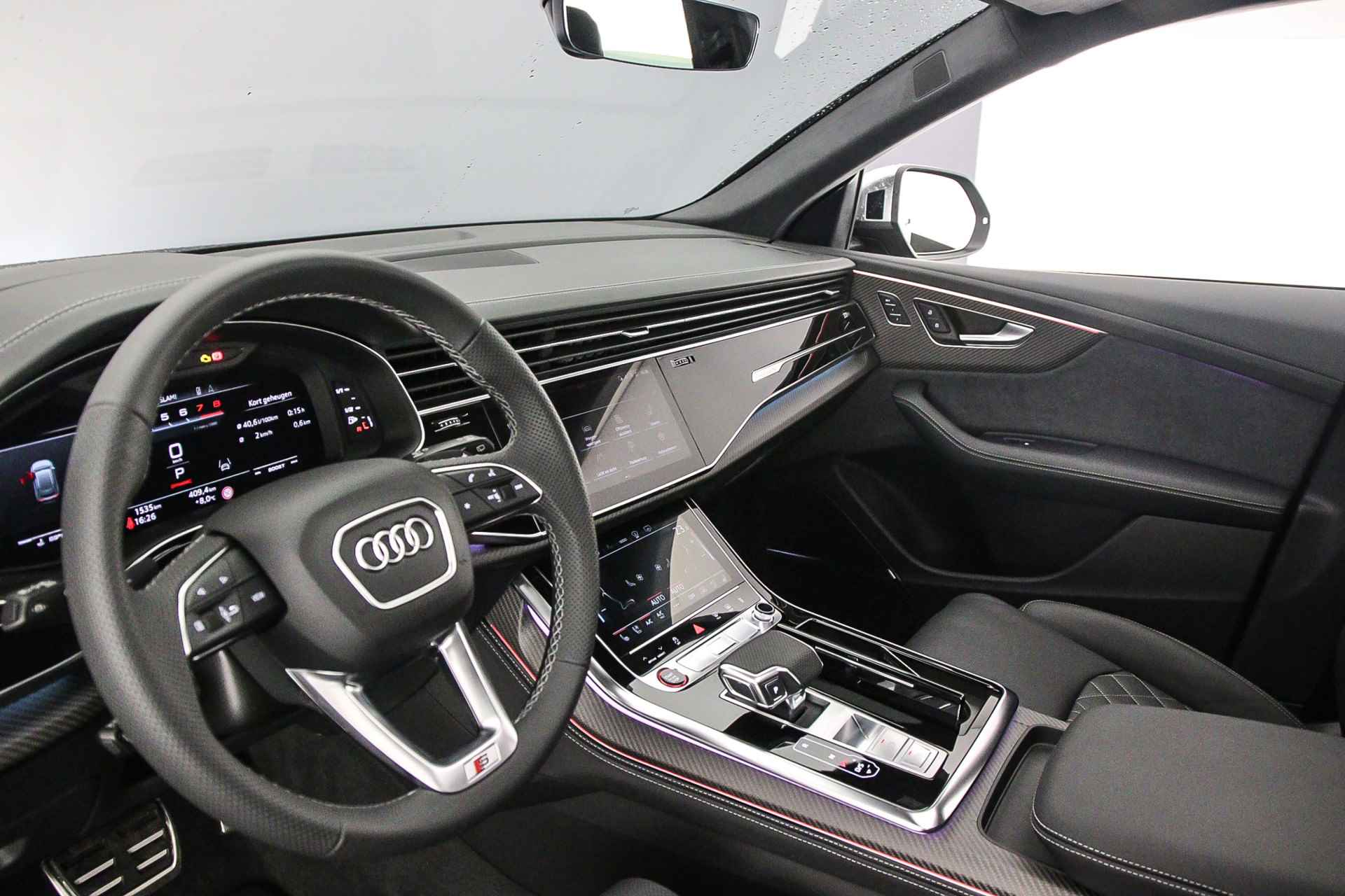 Audi SQ8 4.0 TFSI Quattro 507pk | Advanced Onderstel | Head Up | B&O | OLED | 23 inch | Sportdiff | Standkachel | Alcantara Hemel | Leder | S-Stoelen | Stoelventilatie/Massage | Carbon | - 10/76