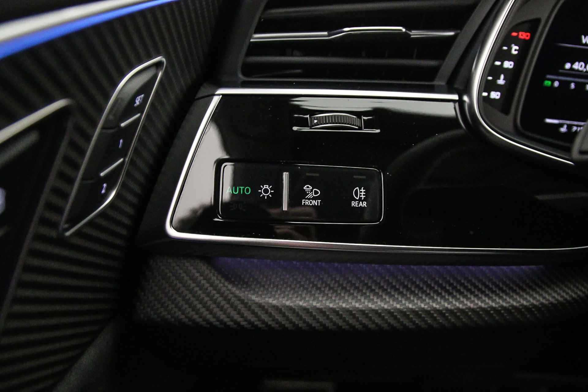 Audi SQ8 4.0 TFSI Quattro 507pk | Advanced Onderstel | Head Up | B&O | OLED | 23 inch | Sportdiff | Standkachel | Alcantara Hemel | Leder | S-Stoelen | Stoelventilatie/Massage | Carbon | - 15/76