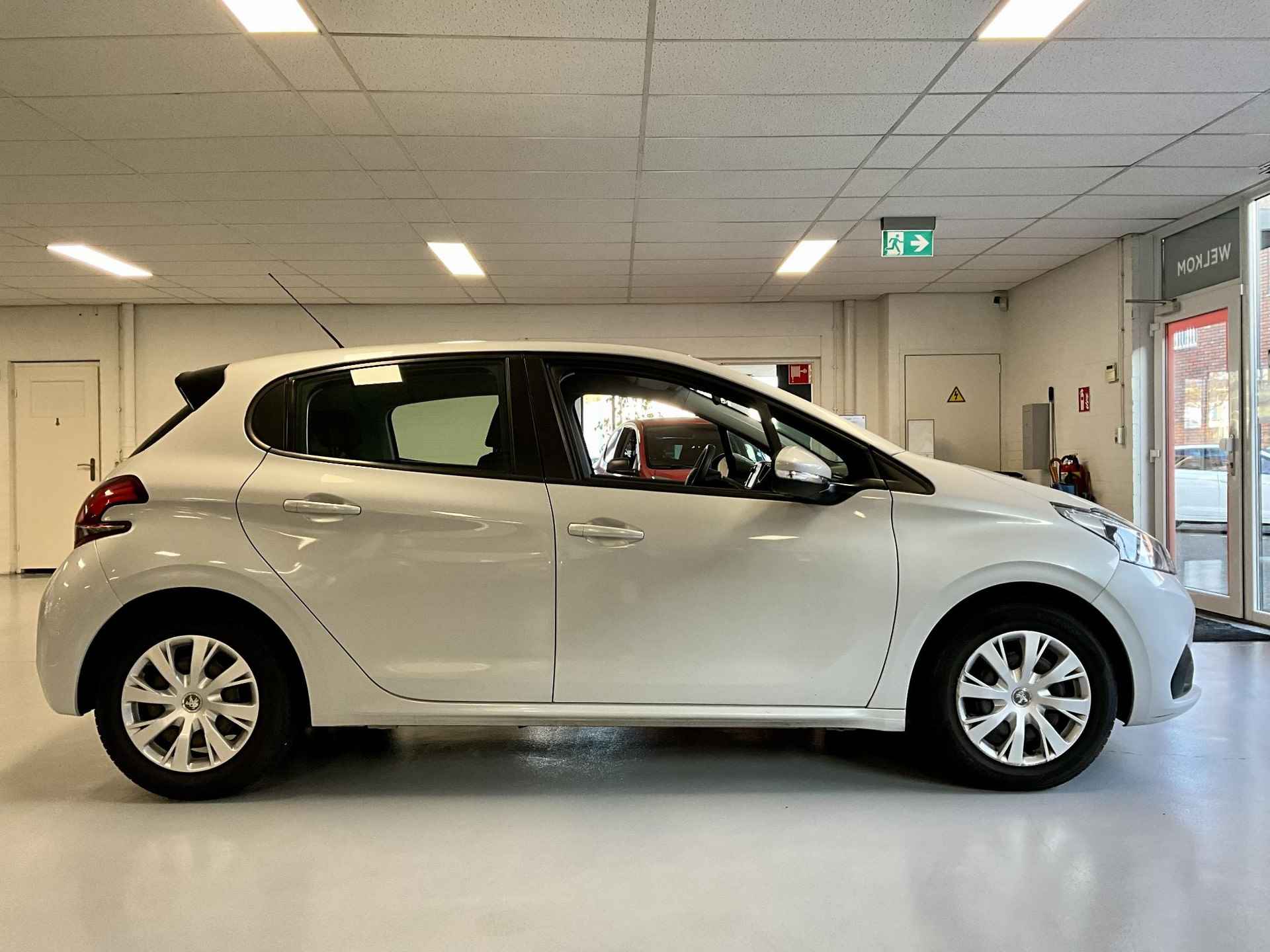 Peugeot 208 1.2 PureTech Blue Lion ** RIJKLAARPRIJS ** - 6/22