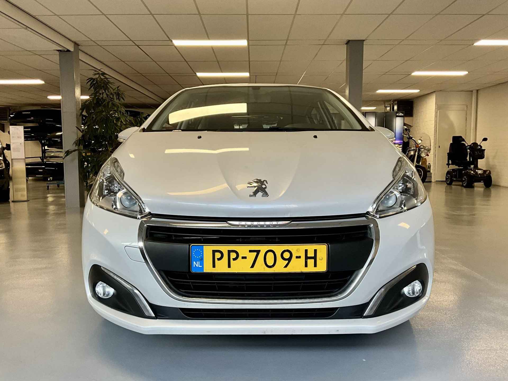 Peugeot 208 1.2 PureTech Blue Lion ** RIJKLAARPRIJS ** - 8/22